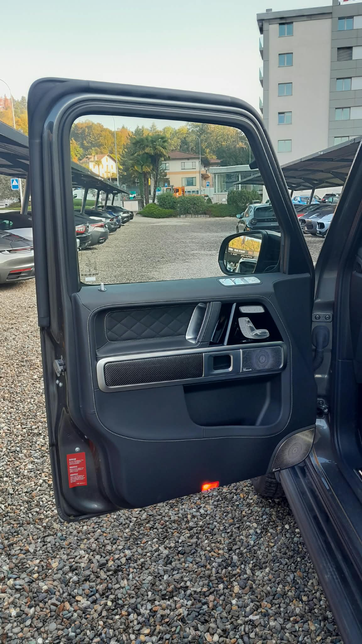 MERCEDES-BENZ G 63 AMG-image-3