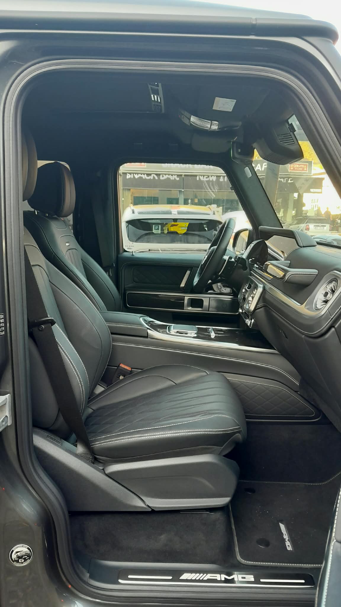 MERCEDES-BENZ G 63 AMG-image-5