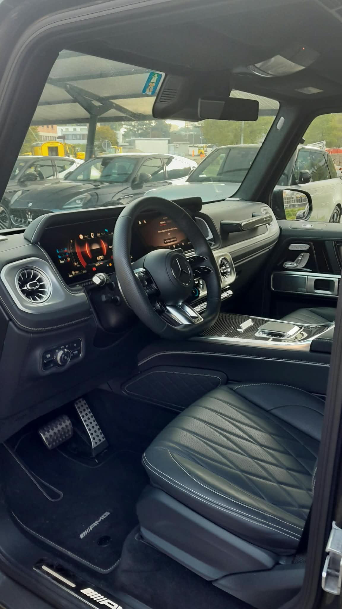MERCEDES-BENZ G 63 AMG-image-4