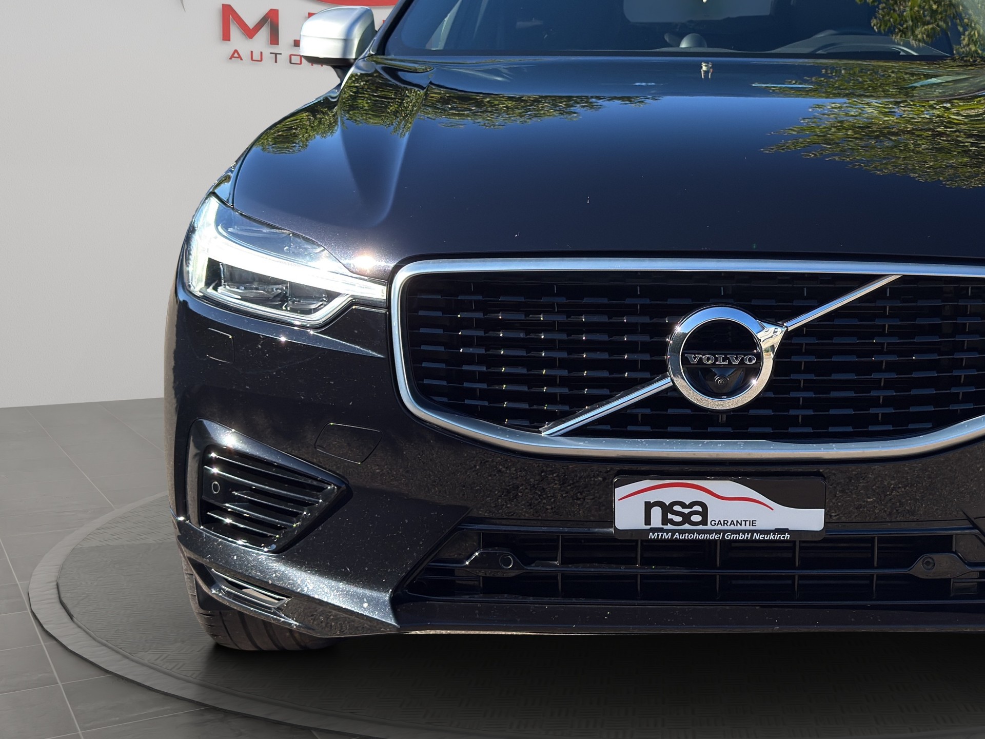 VOLVO XC60 T8 eAWD R-Design Geartronic-image-3