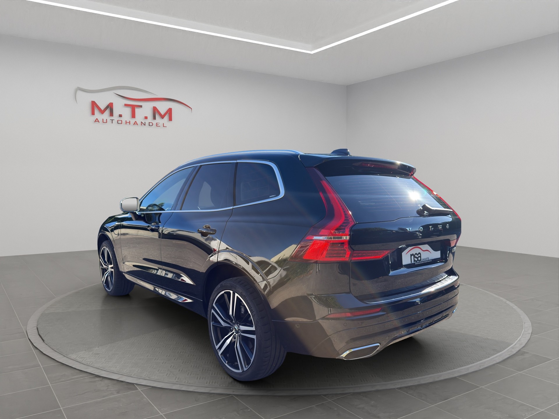 VOLVO XC60 T8 eAWD R-Design Geartronic-image-8