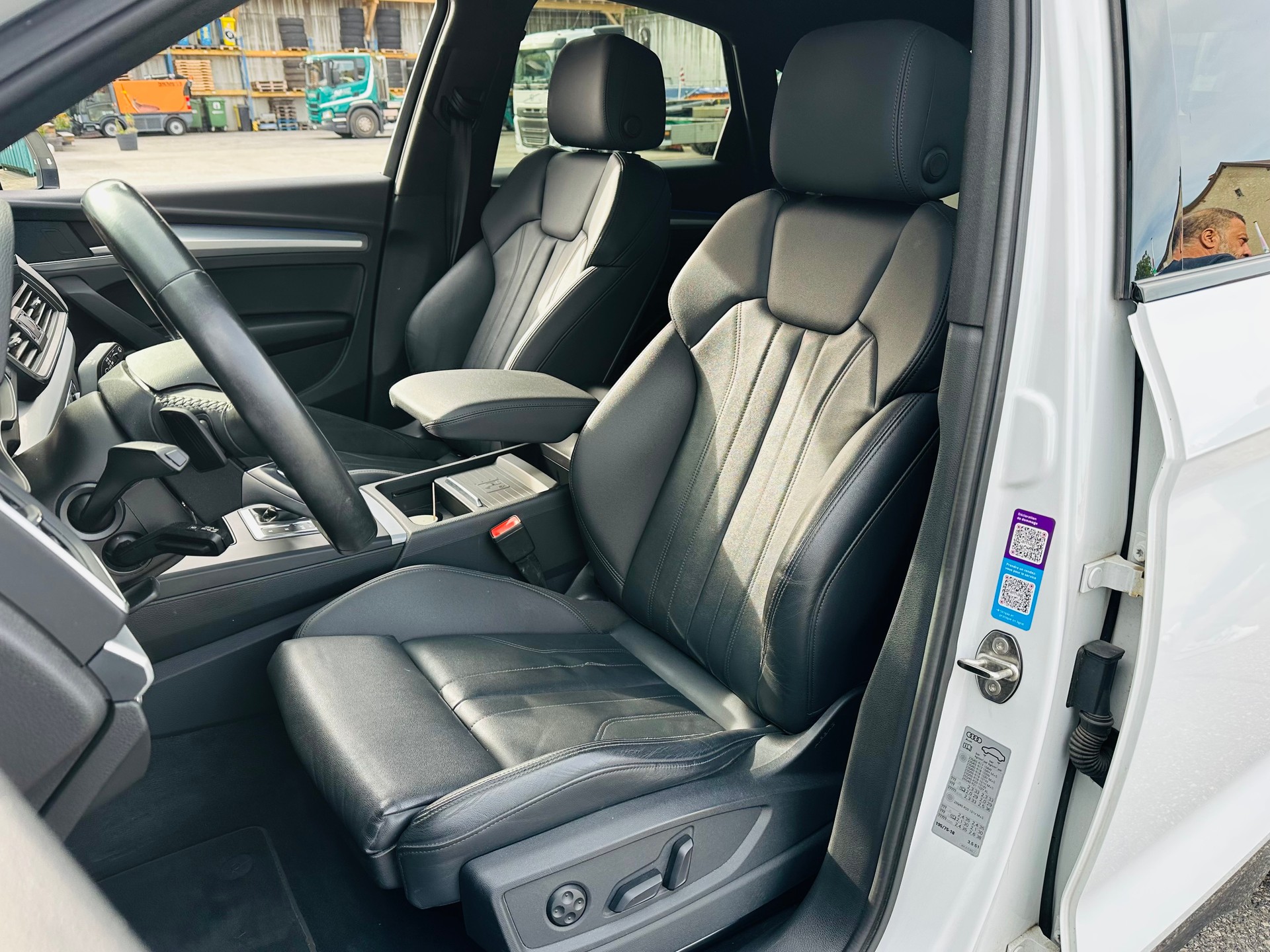 AUDI Q5 Sportback 40 TDI advanced quattro S-tronic-image-19