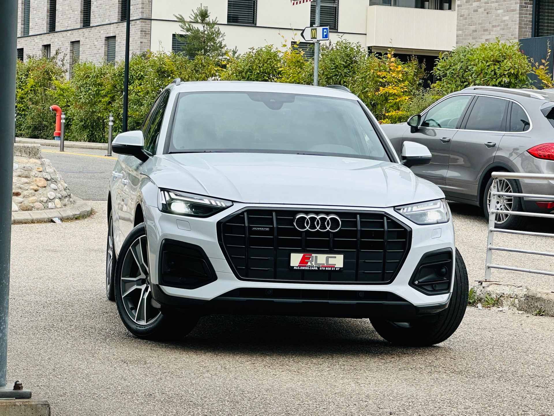 AUDI Q5 Sportback 40 TDI advanced quattro S-tronic-image-2