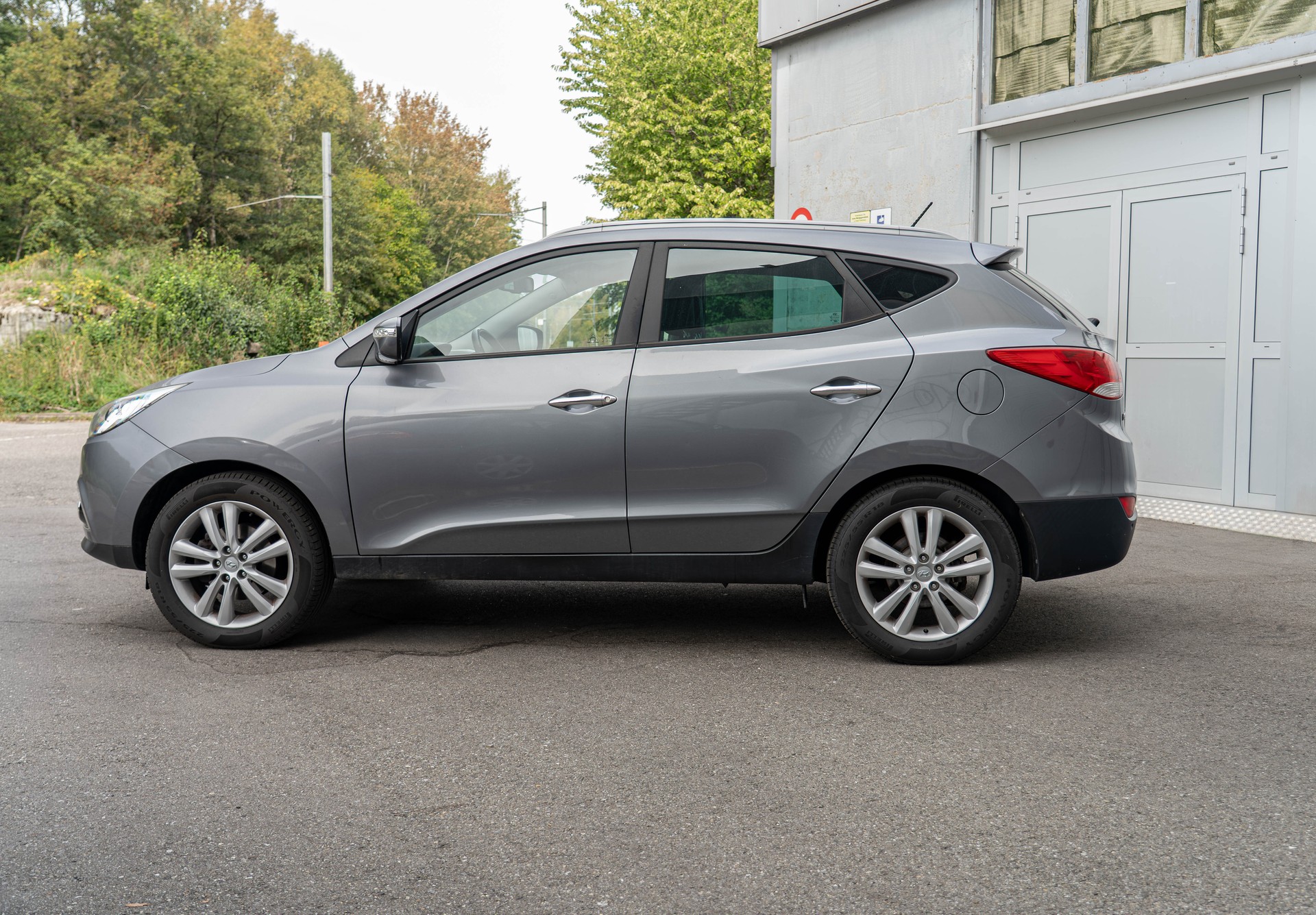 HYUNDAI iX 35 2.0 CRDi Style 4WD Automatic-image-1