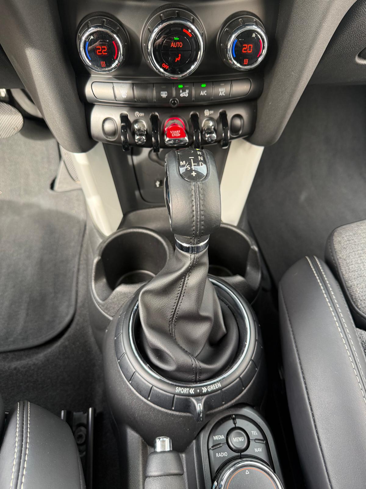 MINI Cooper SD Steptronic-image-14