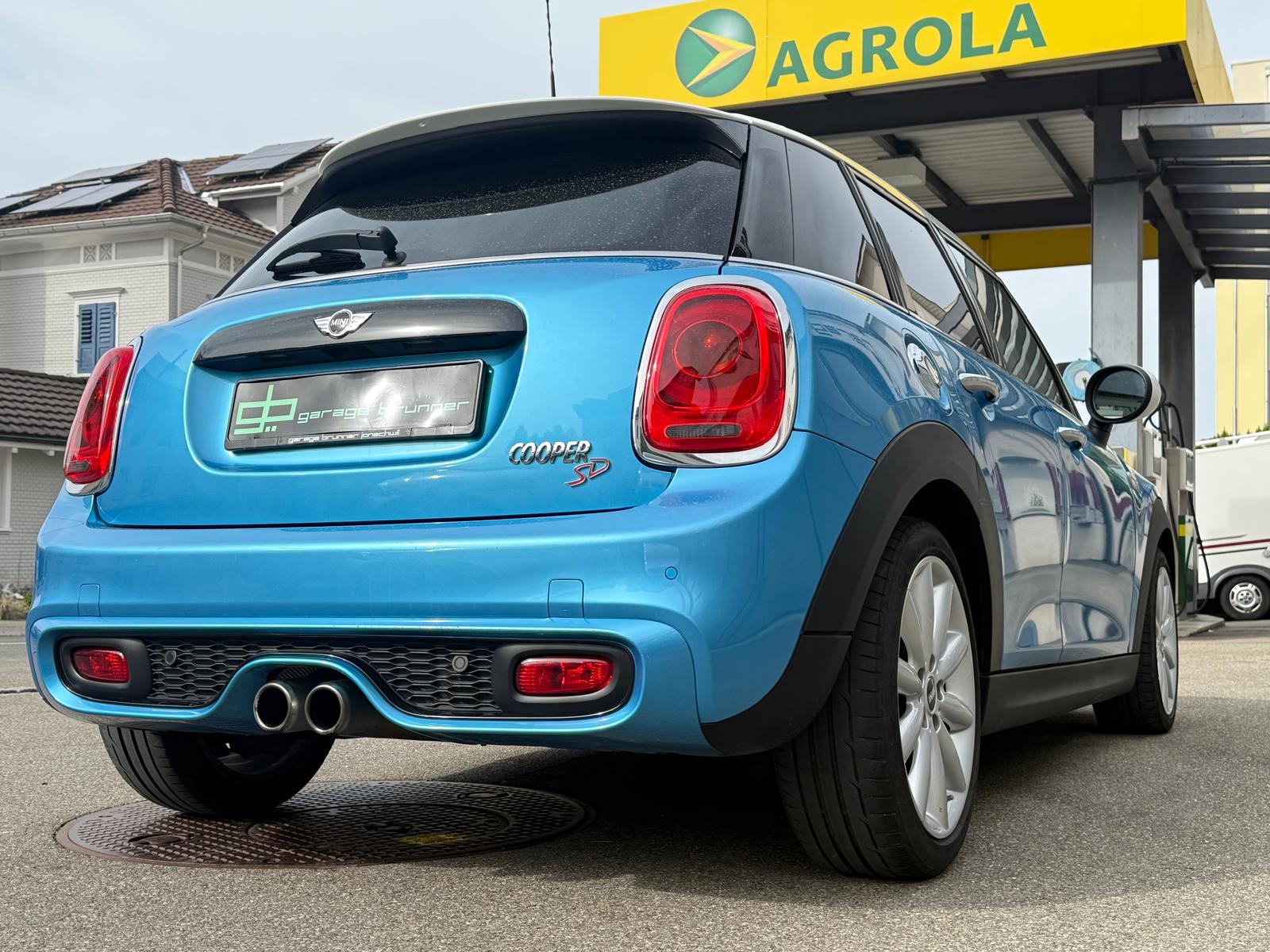 MINI Cooper SD Steptronic-image-4