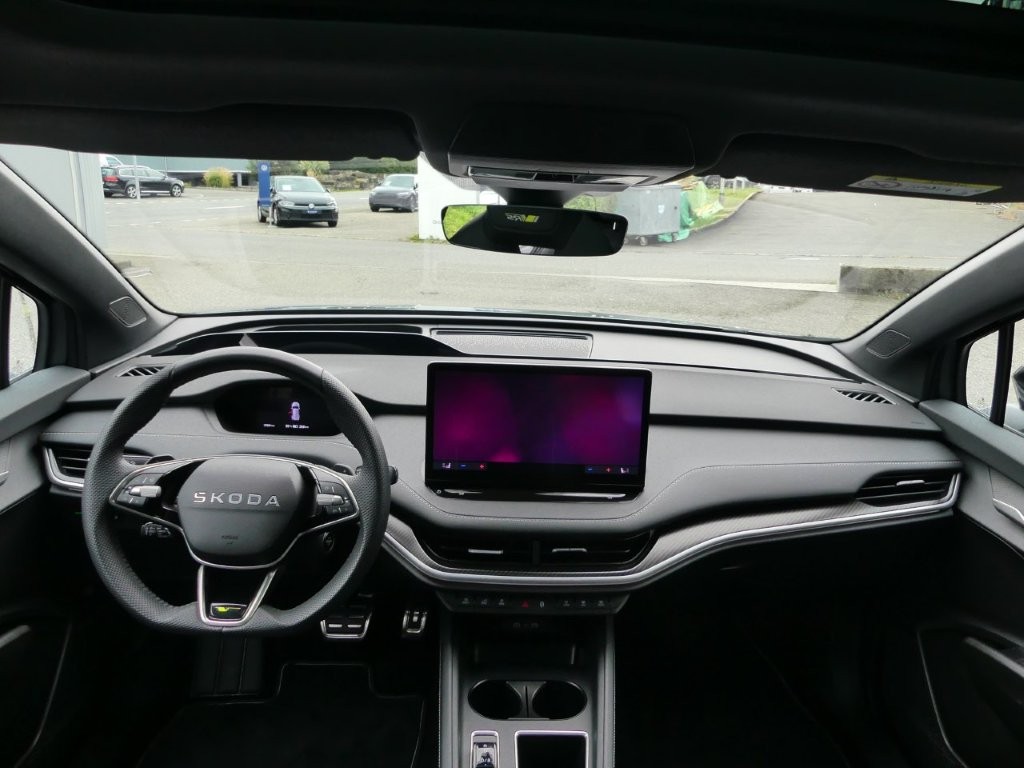 SKODA Enyaq 4x4 RS-image-7