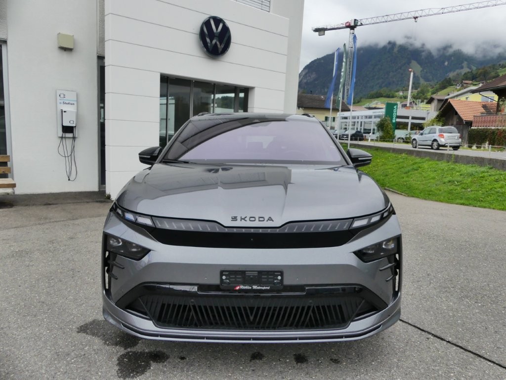 SKODA Enyaq 4x4 RS-image-5