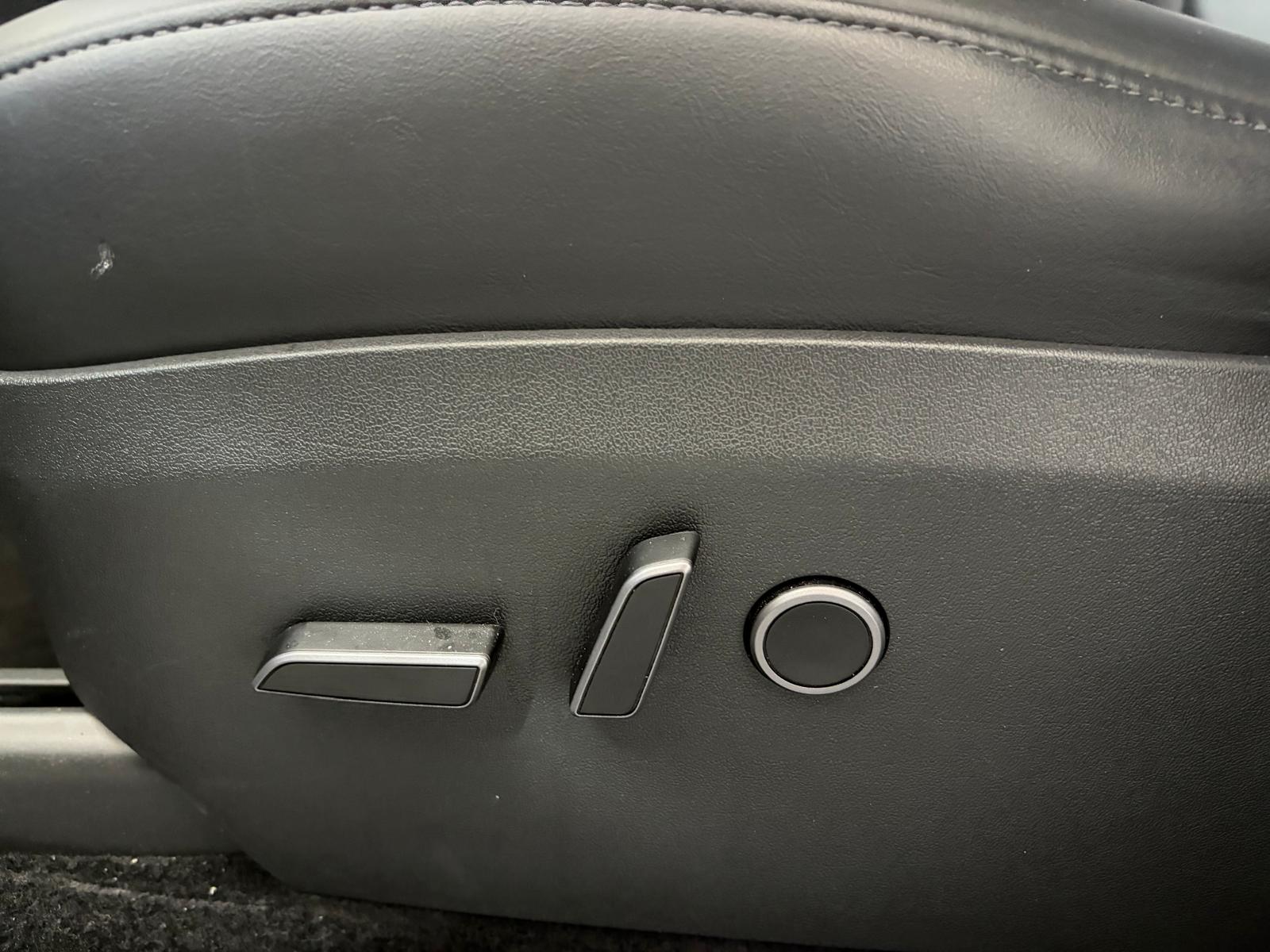 TESLA Model Y Performance - 1ère main-image-10