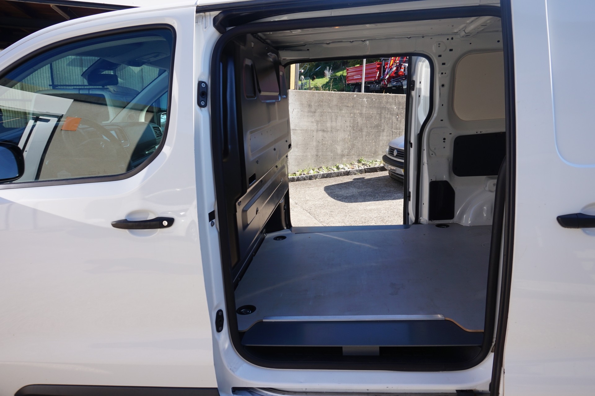 CITROEN Jumpy 2.0 BlueHDi 120 XL Club-image-6