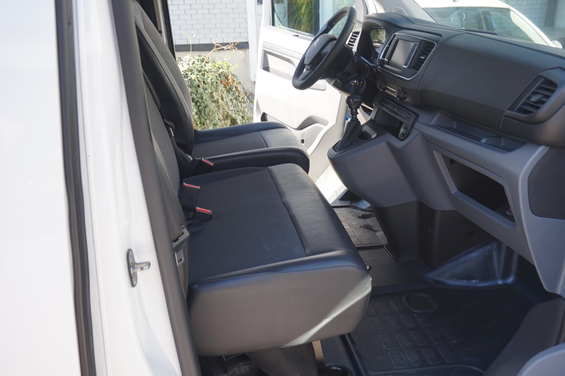CITROEN Jumpy 2.0 BlueHDi 120 XL Club-image-10