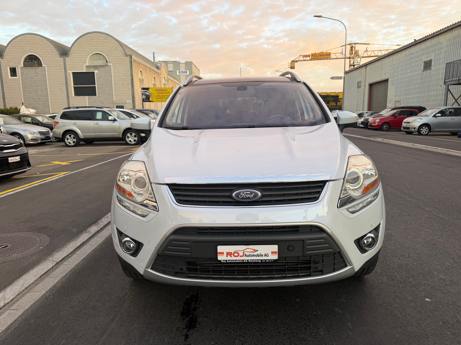 FORD Kuga 2.5 Turbo Titanium 4WD Automatic-image-2