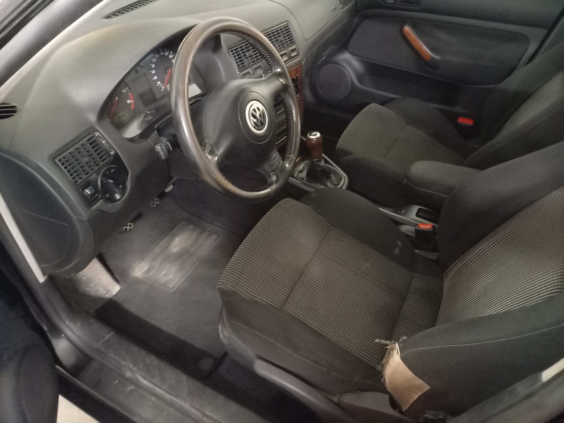 VW 2.8 V6 Highline 4motion-image-4