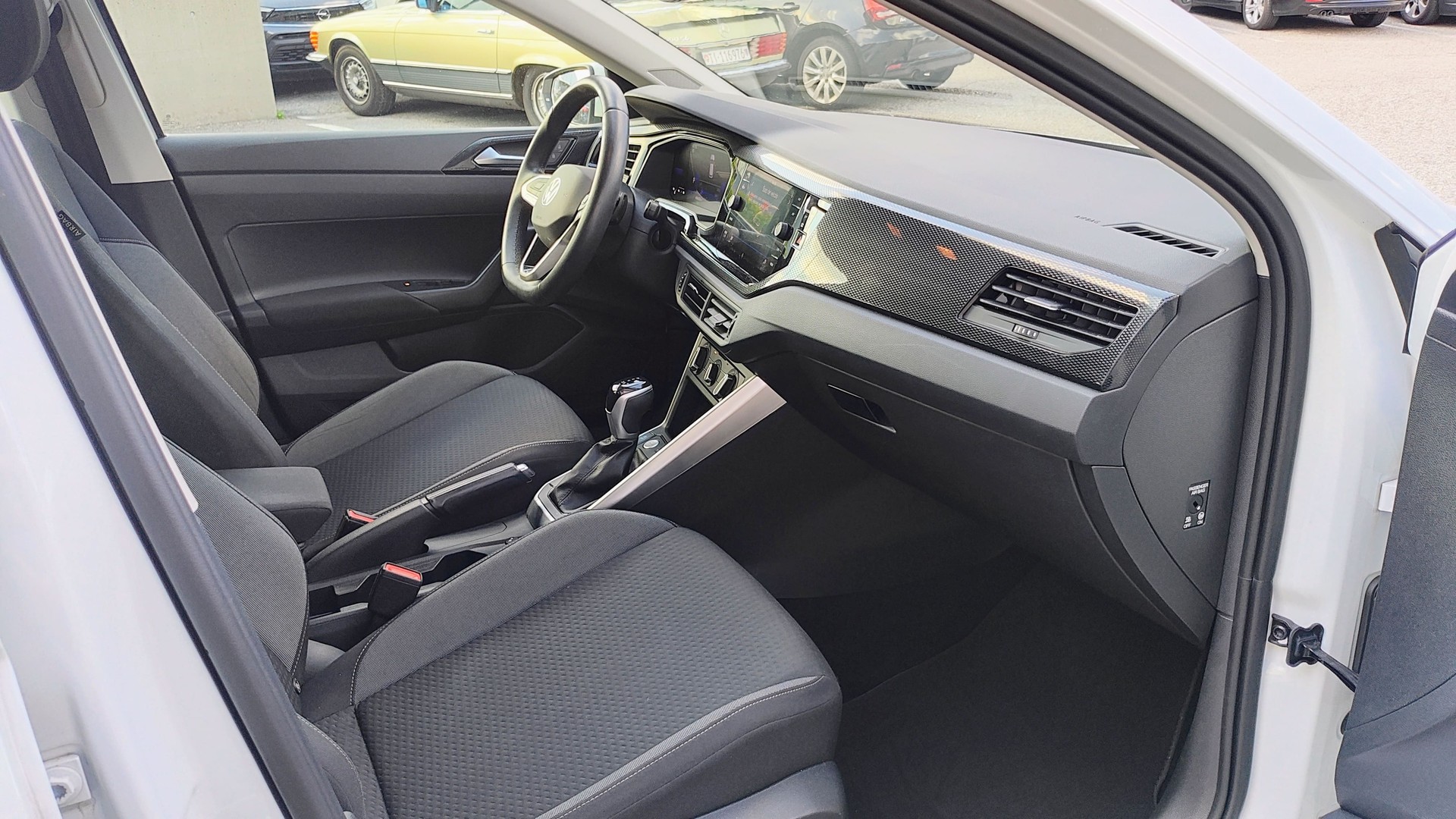 VW Polo 1.0 TSI Life DSG-image-12