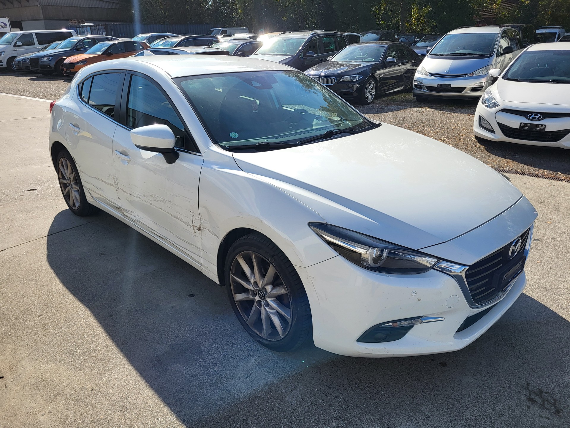 MAZDA 3 SKYACTIV-D 150 Revolution Automat-image-7