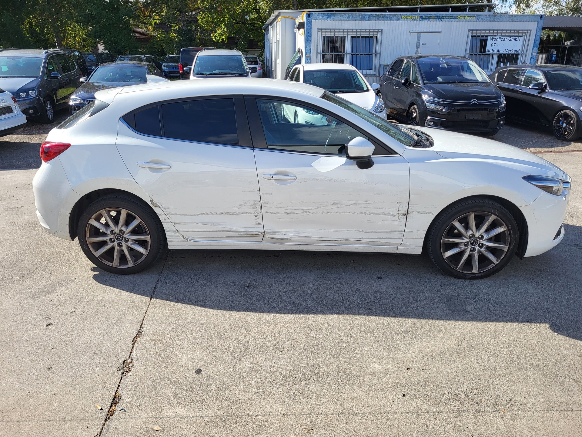 MAZDA 3 SKYACTIV-D 150 Revolution Automat-image-8