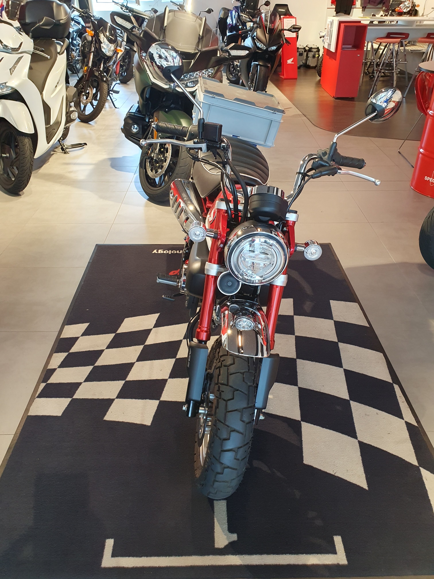 HONDA Z 125 Monkey-showroom-element-3