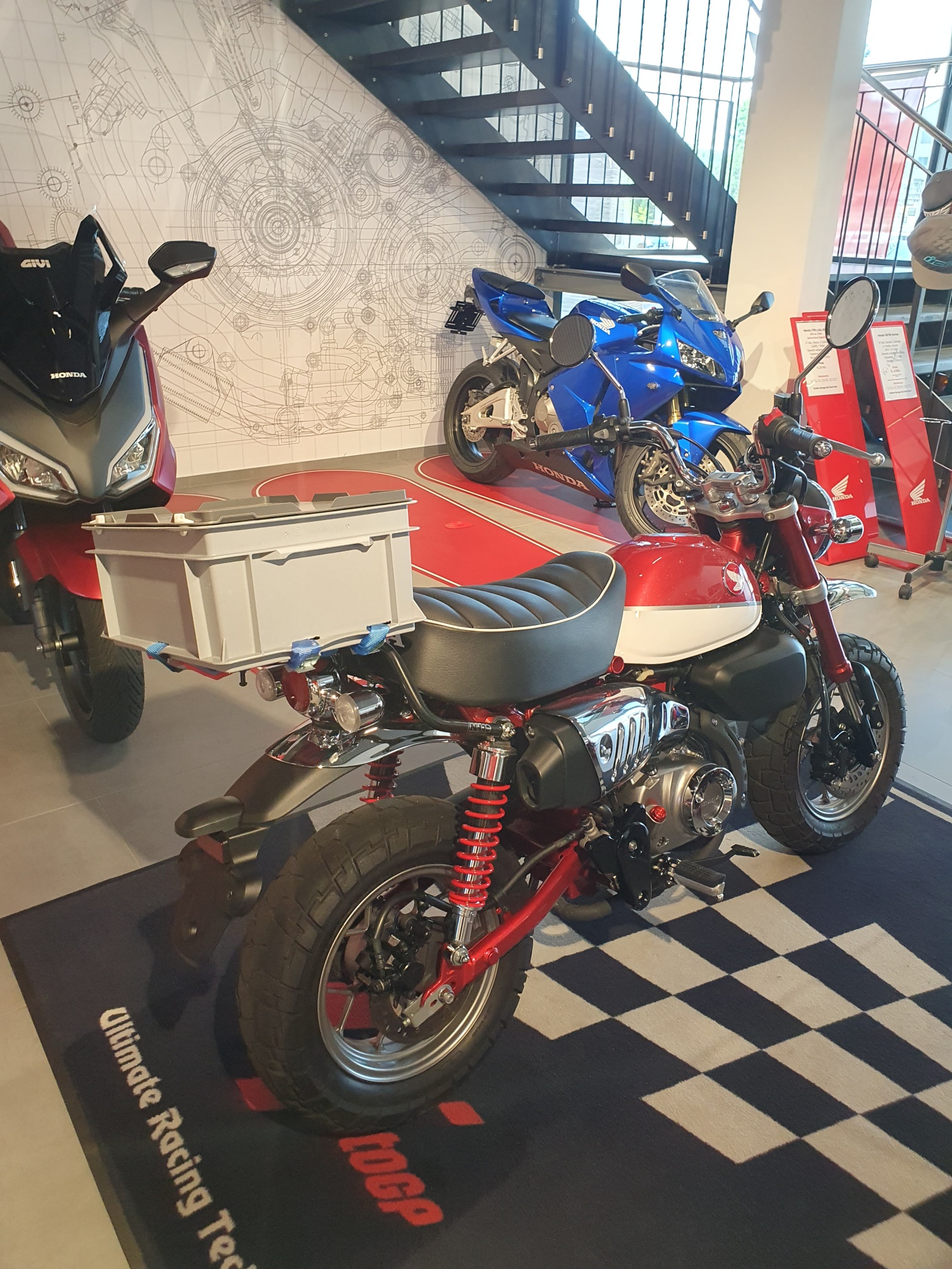 HONDA Z 125 Monkey-showroom-element-2
