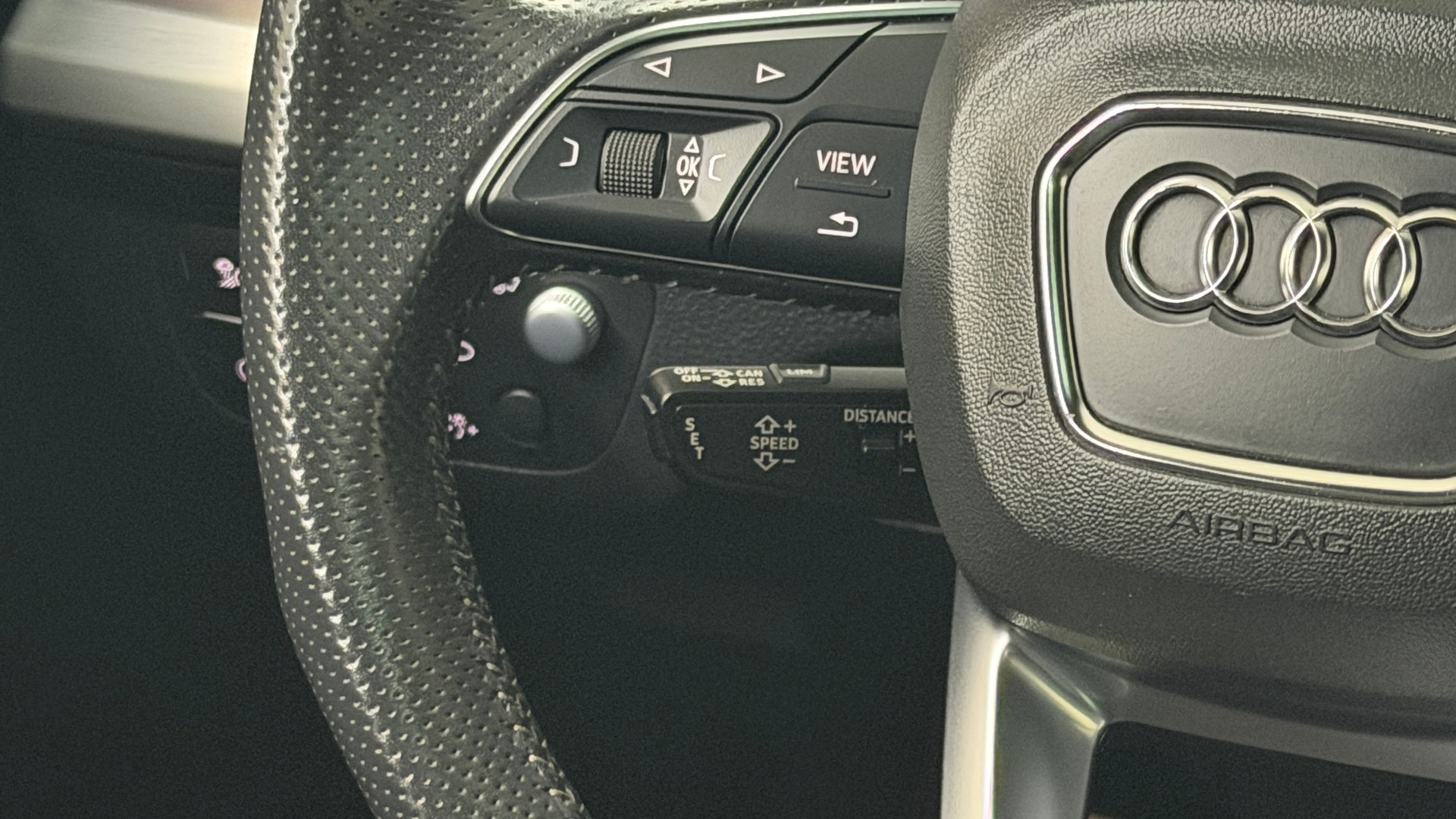 AUDI Q5 40 TDI sport quattro S-tronic-image-17