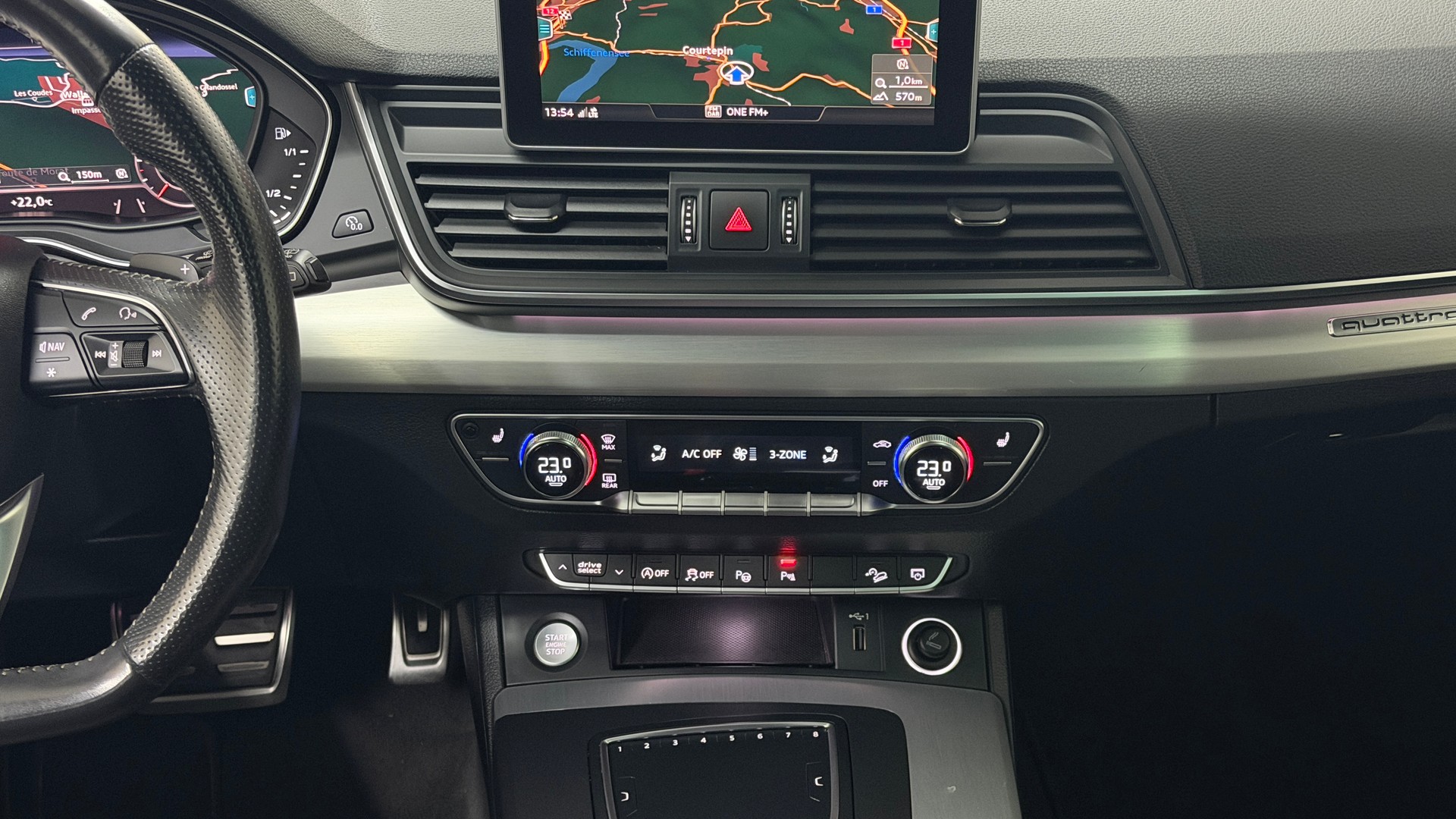 AUDI Q5 40 TDI sport quattro S-tronic-image-15