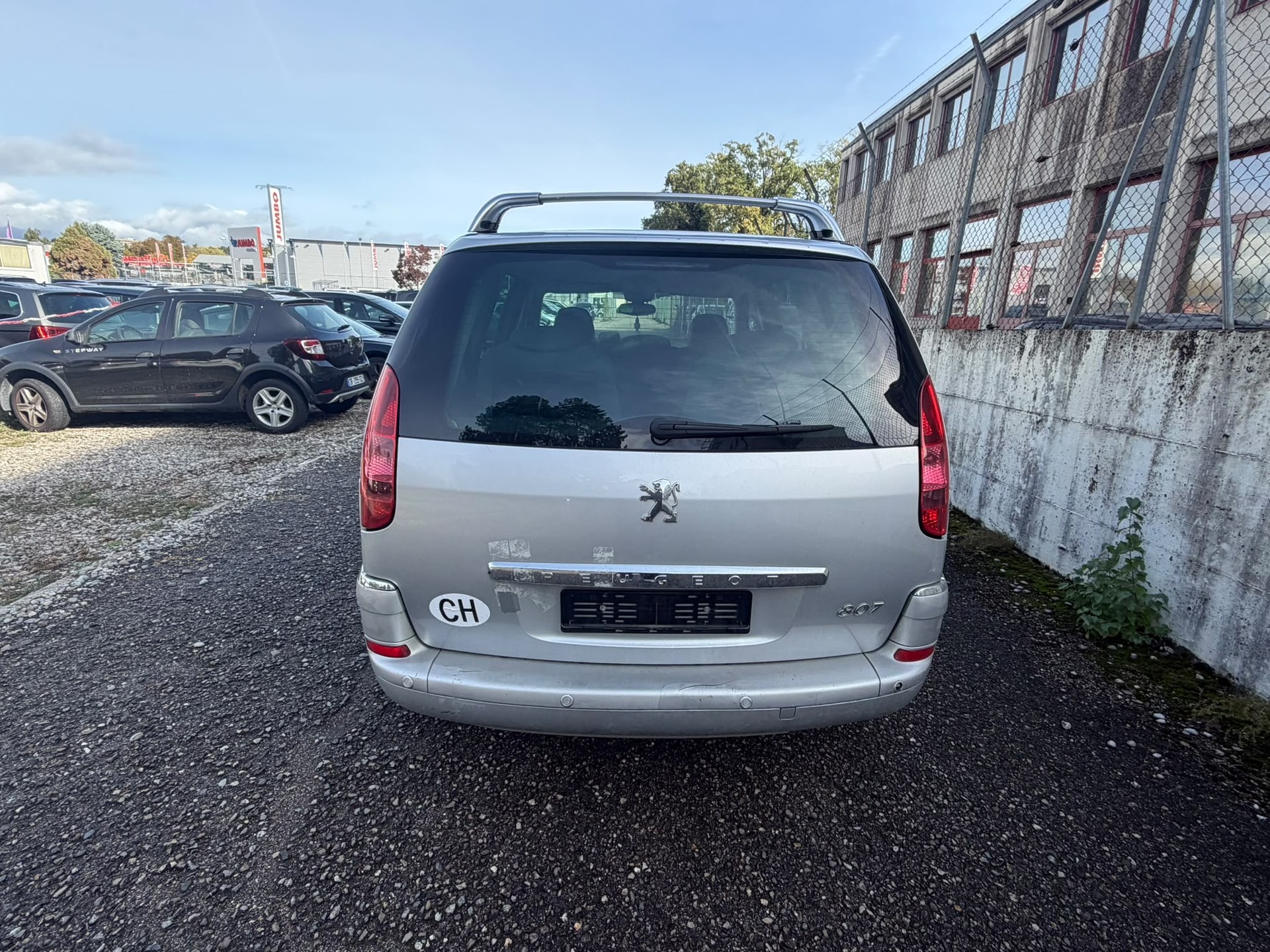 PEUGEOT 807 2.2 16V HDi Family+ Tiptronic-image-2