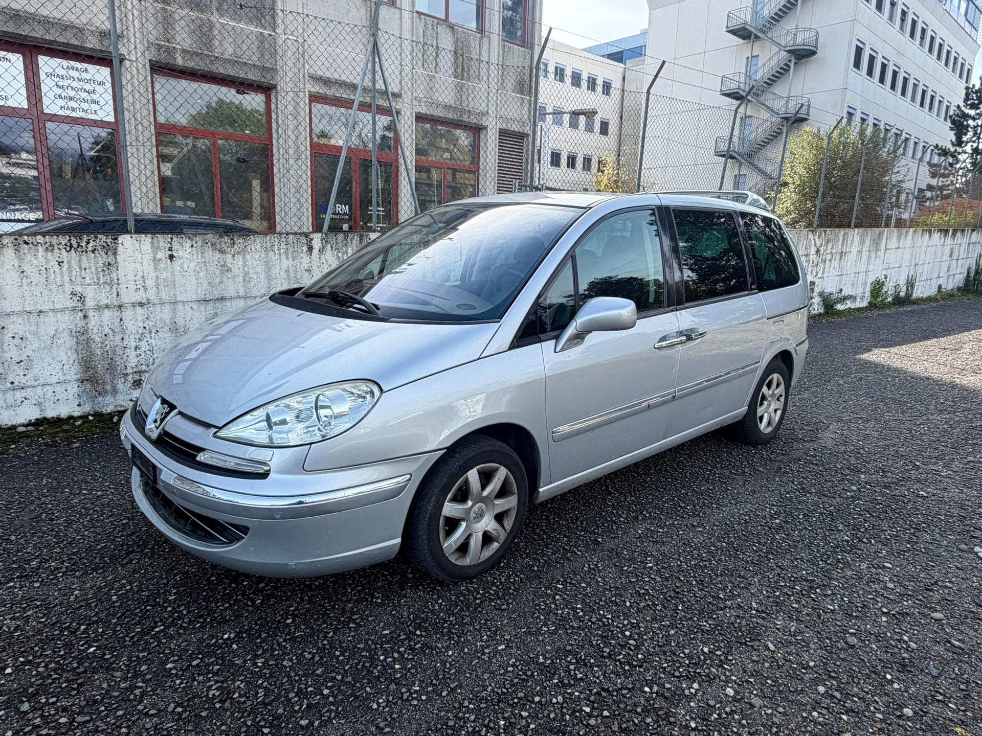 PEUGEOT 807 2.2 16V HDi Family+ Tiptronic-image-1
