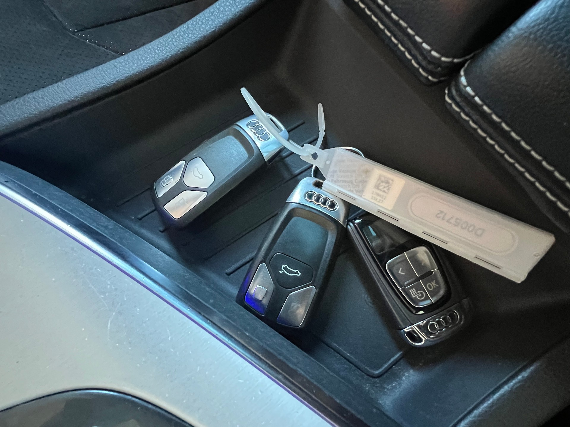 AUDI Q7 3.0 TDI quattro tiptronic S-Line-image-15