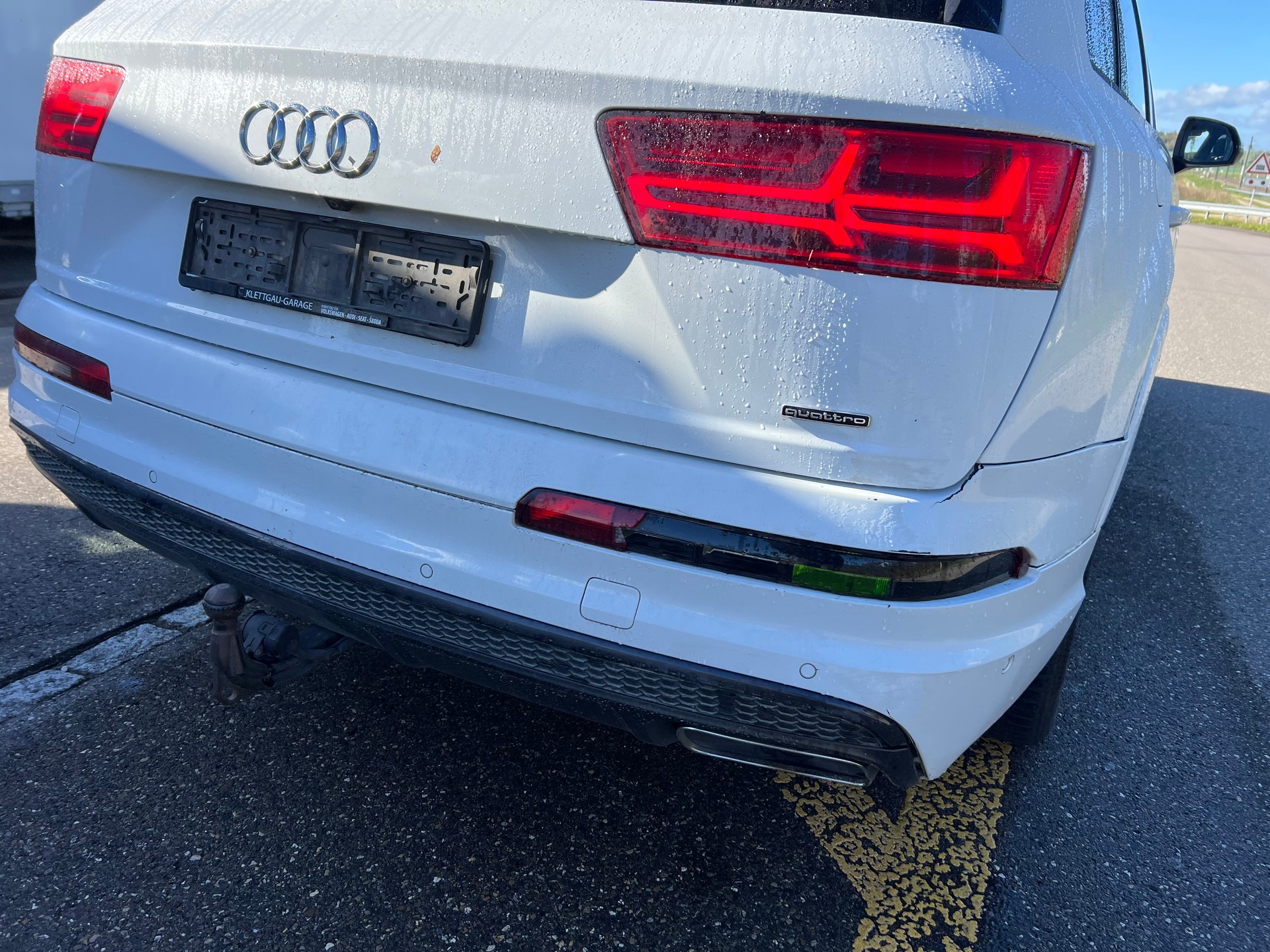 AUDI Q7 3.0 TDI quattro tiptronic S-Line-image-5