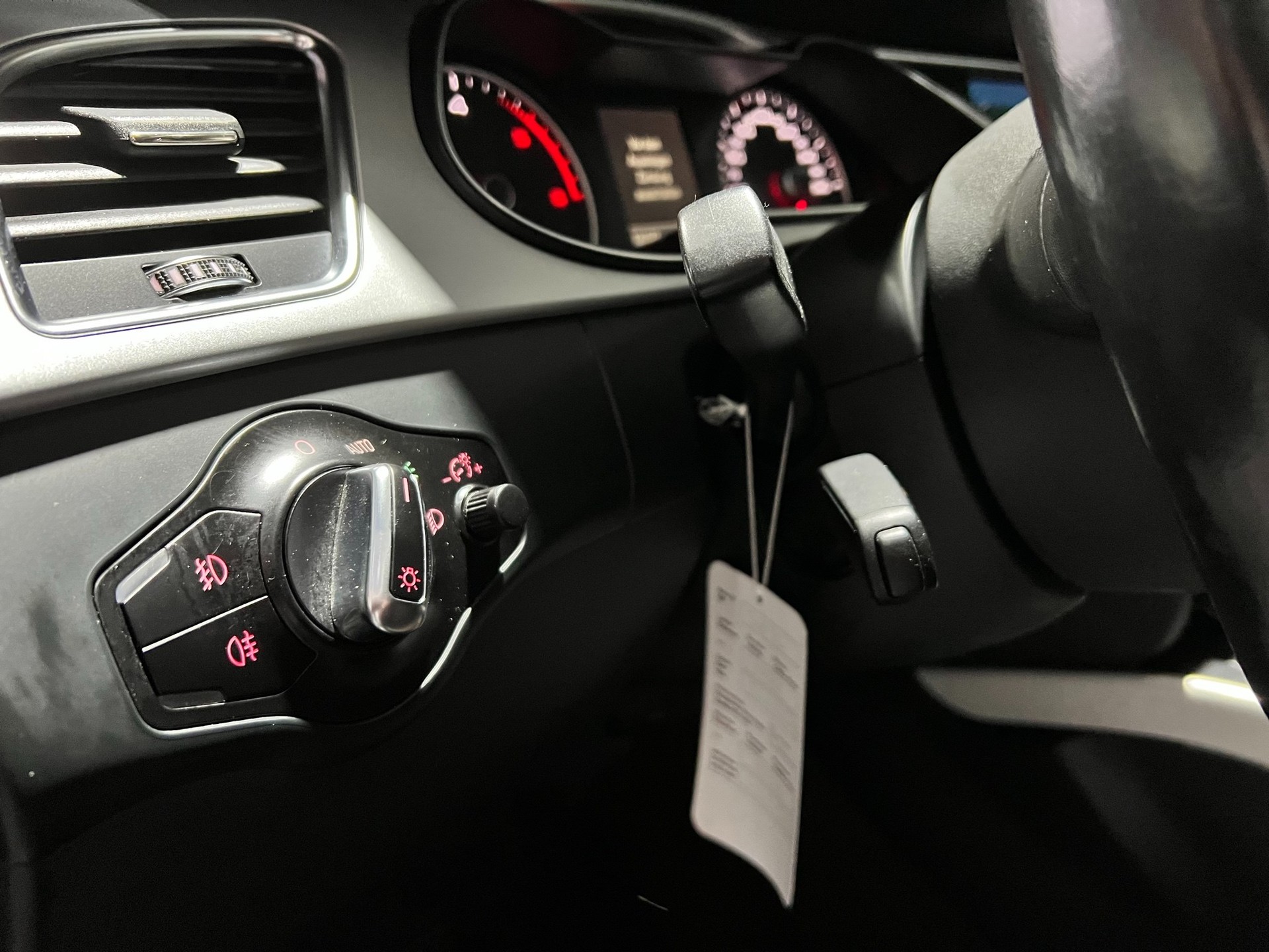 AUDI A4 allroad 2.0 TDI quattro S-tronic-image-18