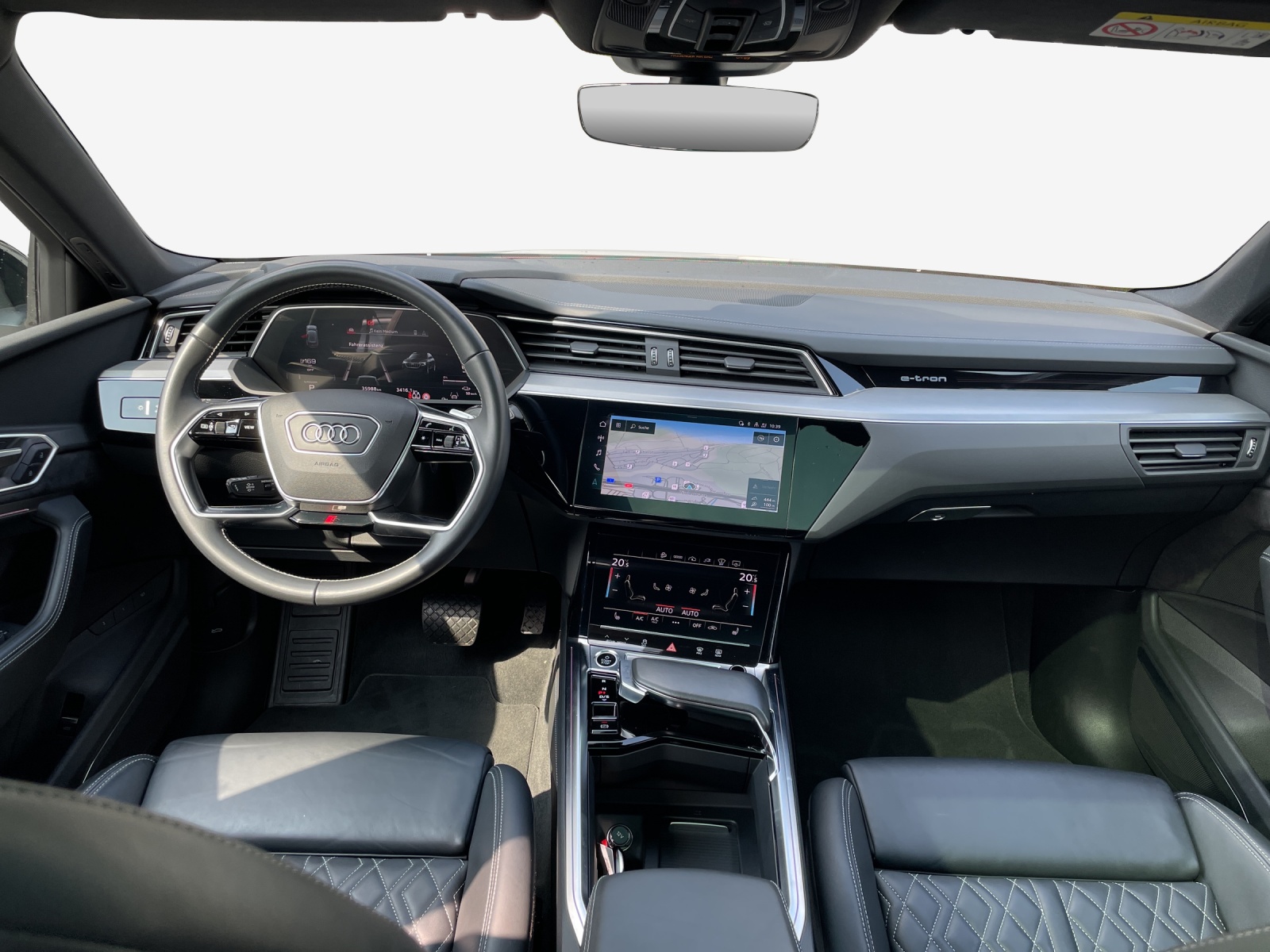 AUDI e-tron 55 Sportback S Line quattro-image-9