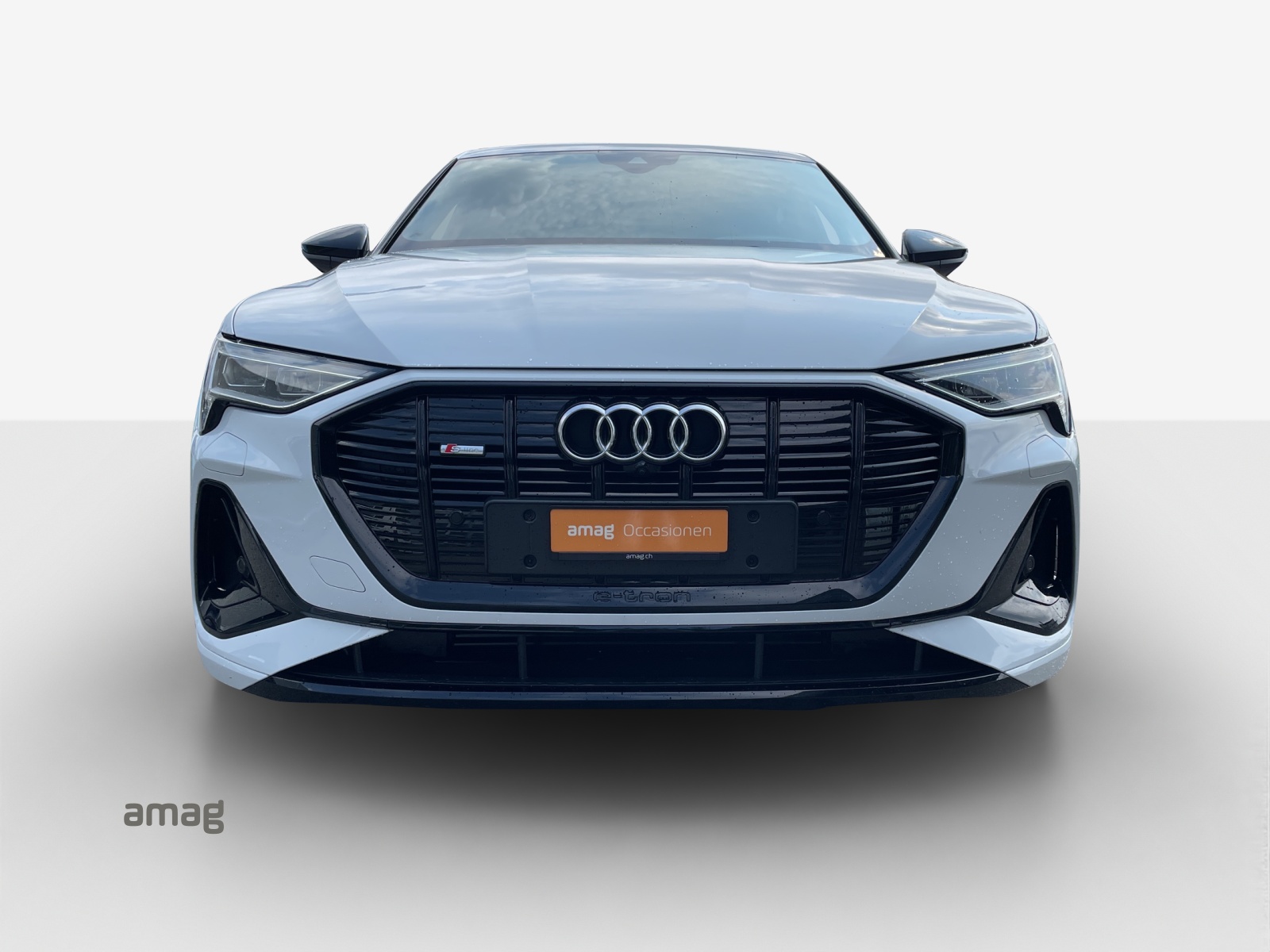 AUDI e-tron 55 Sportback S Line quattro-image-7