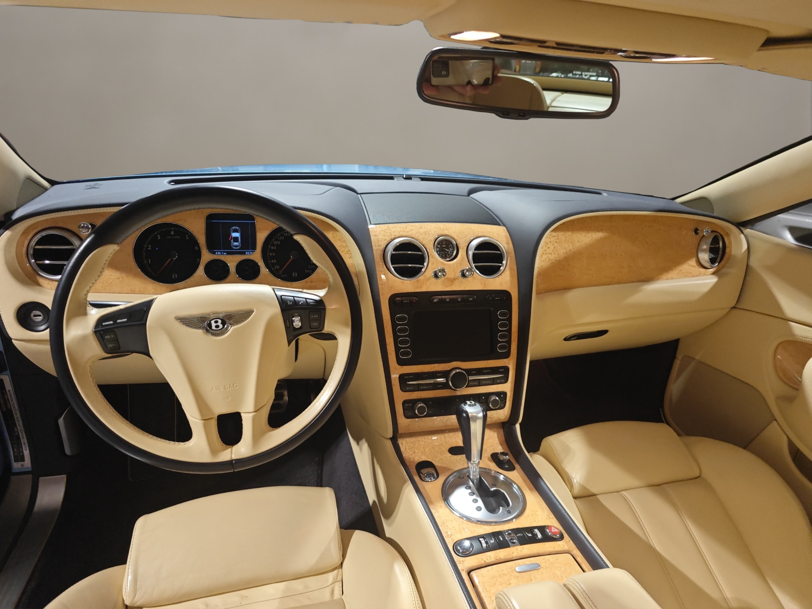 BENTLEY Continental GTC 6.0-image-10