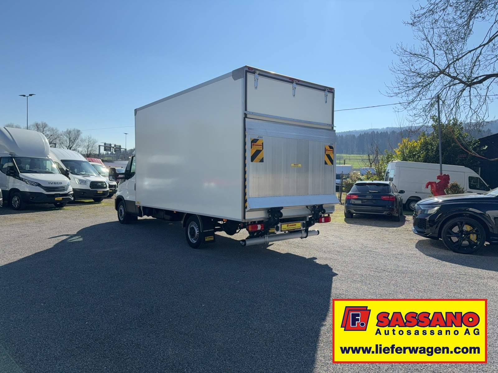 IVECO DAILY 35 S 18 3.0 Koffer mit Hebebühne-image-7