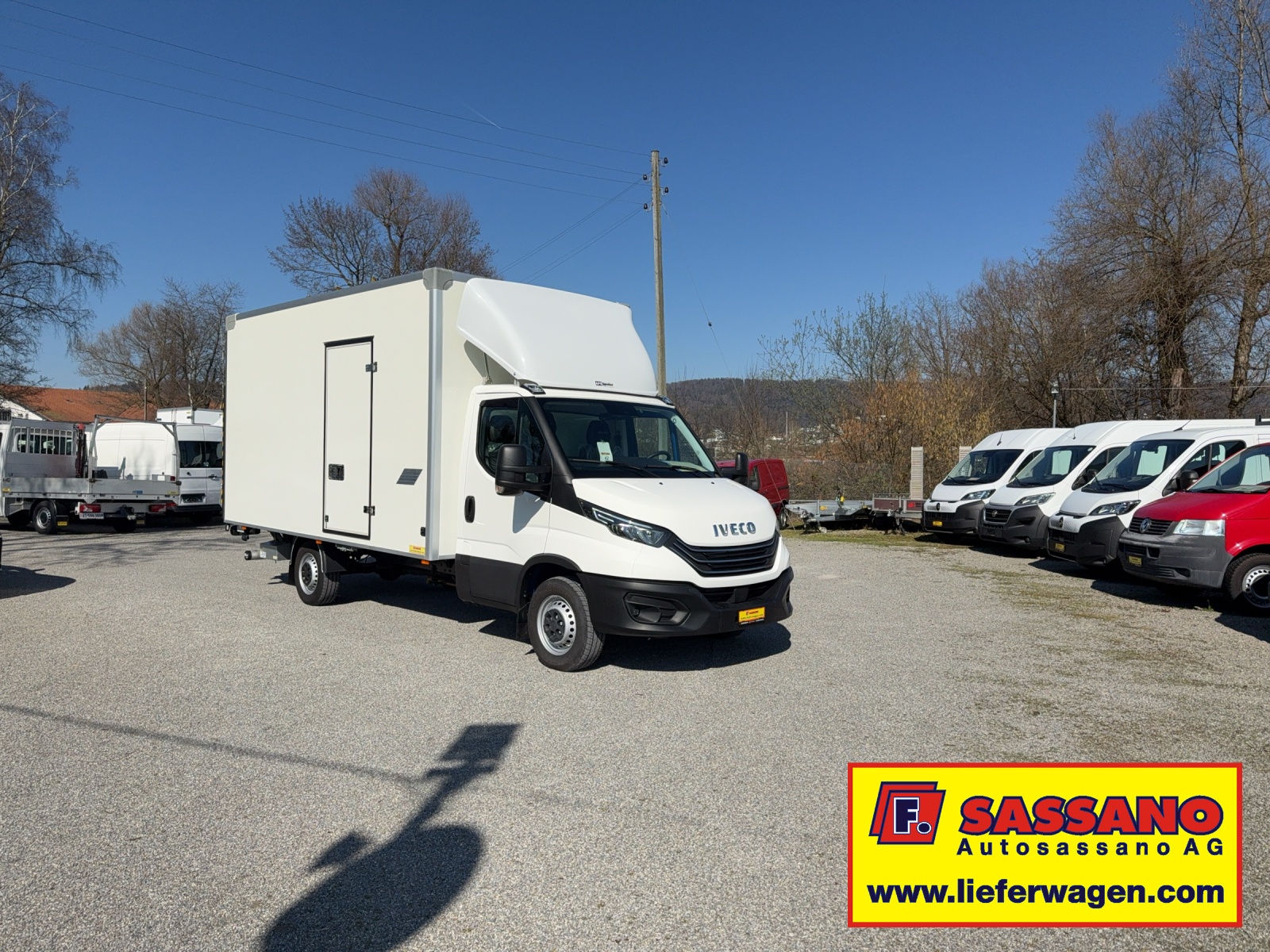 IVECO DAILY 35 S 18 3.0 Koffer mit Hebebühne-image-2