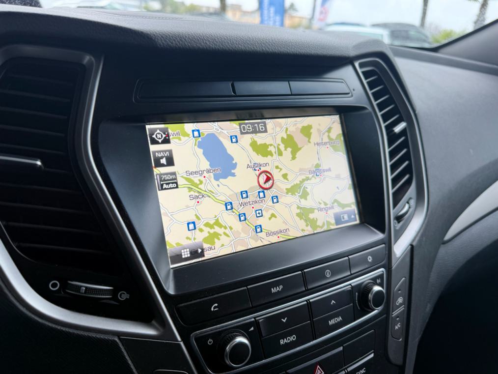 HYUNDAI Grand Santa Fe 2.2 CRDI Premium 4WD-image-6