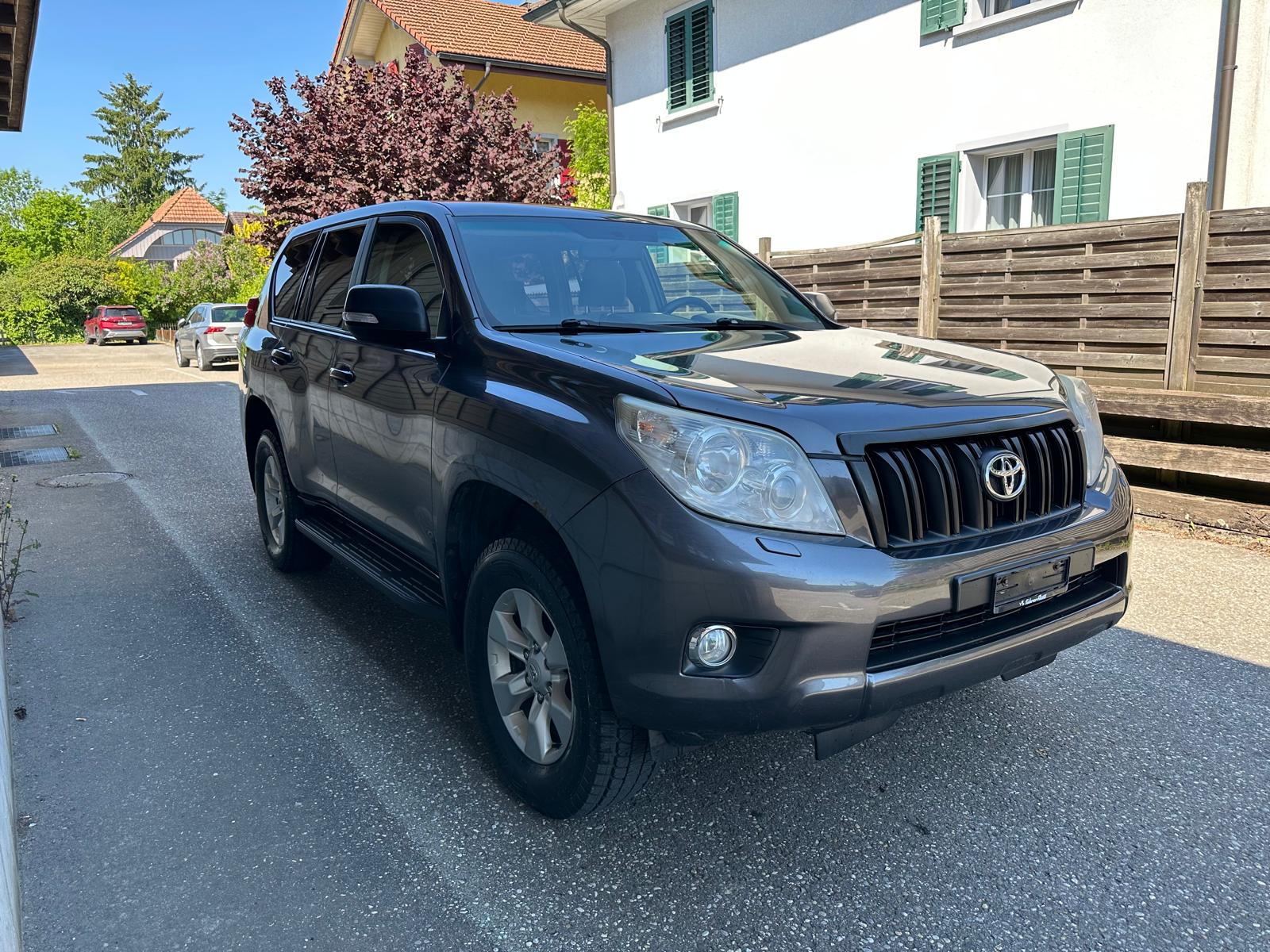 TOYOTA Land Cruiser 3.0 TD Linea Luna Automatic-image-0