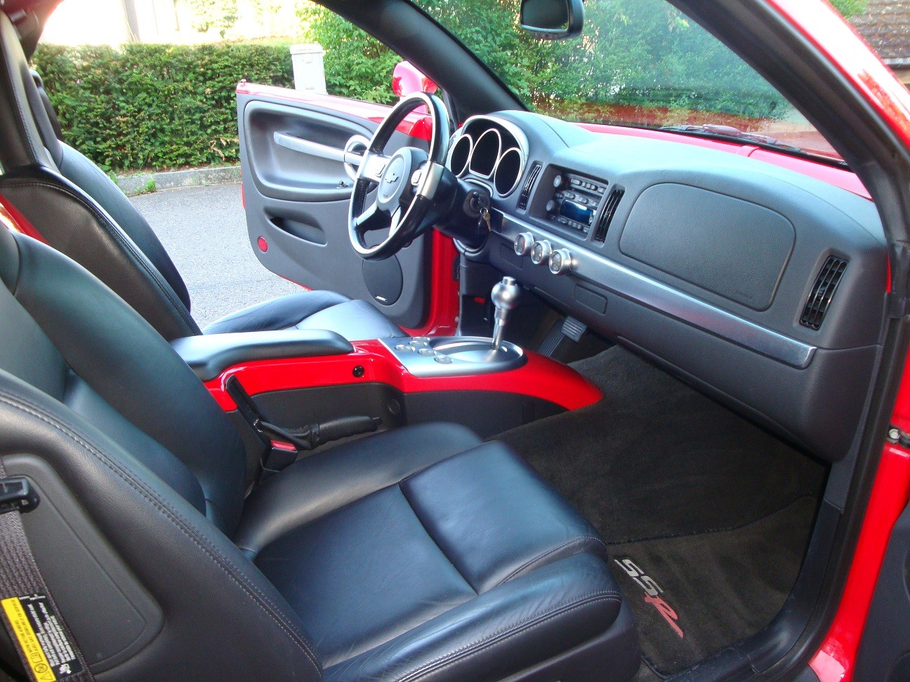 CHEVROLET SSR - CABRIOLET-image-7
