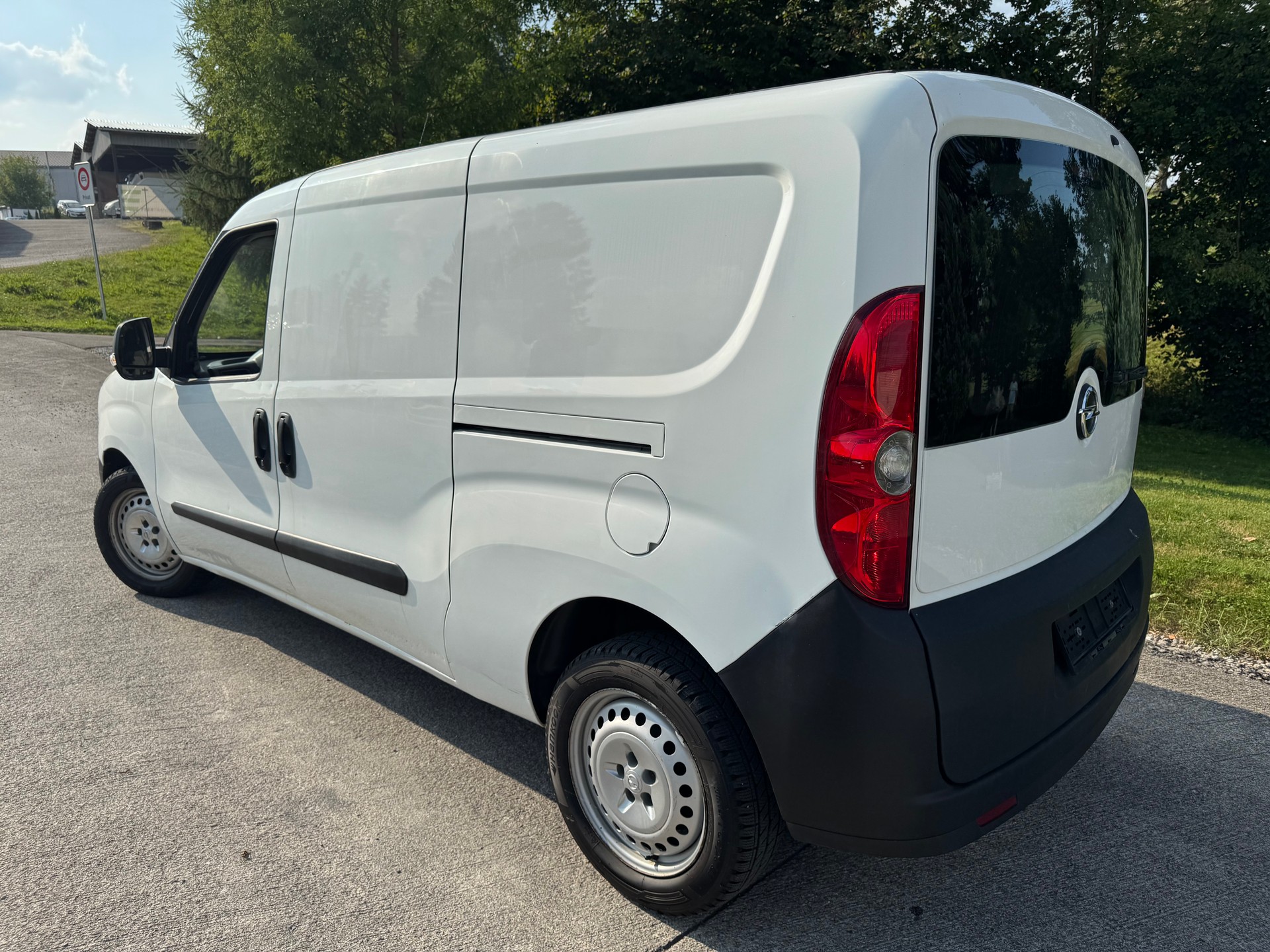 OPEL Combo 1.4 CNG Turbo ecoFLEX 2.4 L1H2-image-3