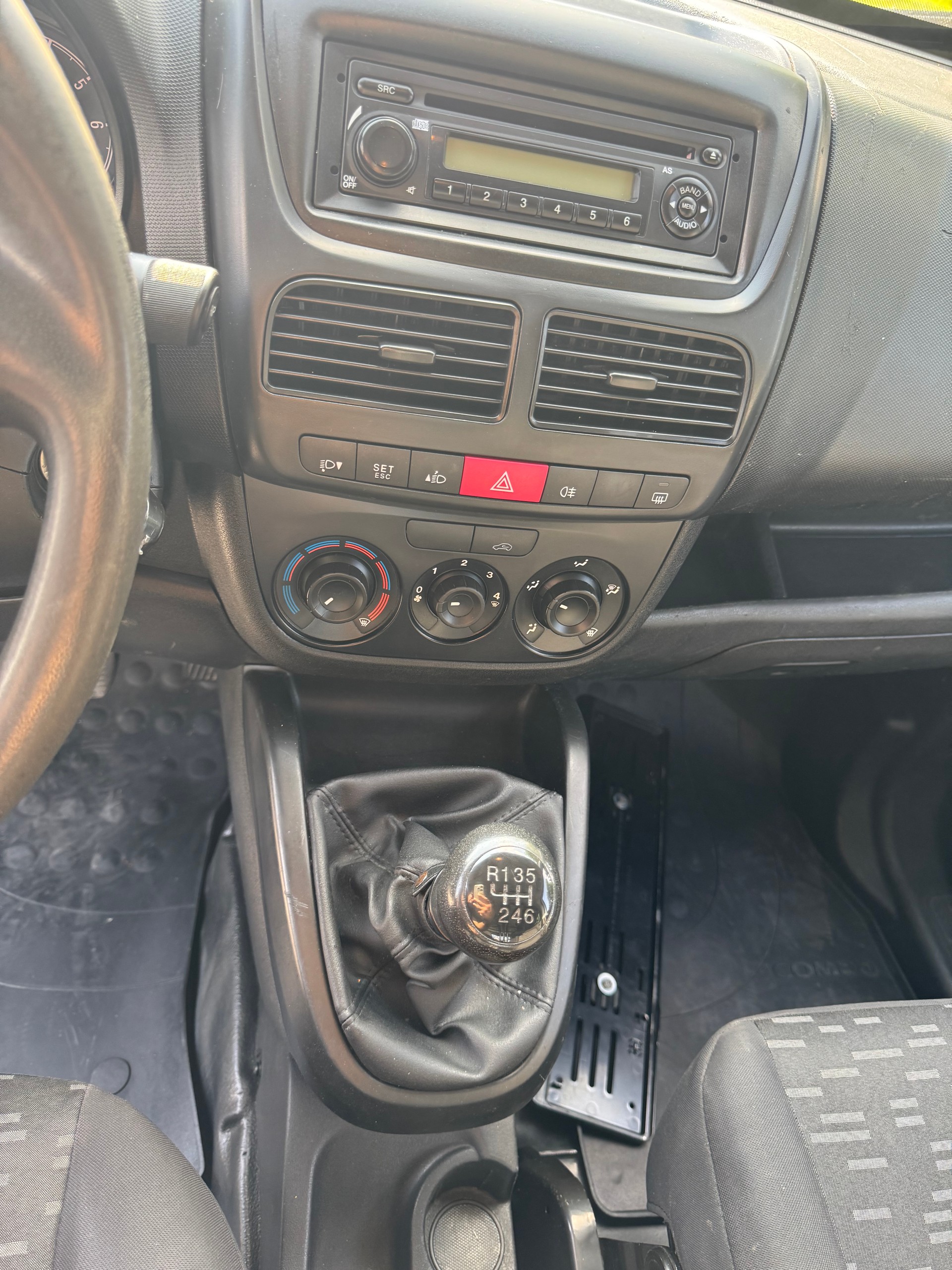 OPEL Combo 1.4 CNG Turbo ecoFLEX 2.4 L1H2-image-8