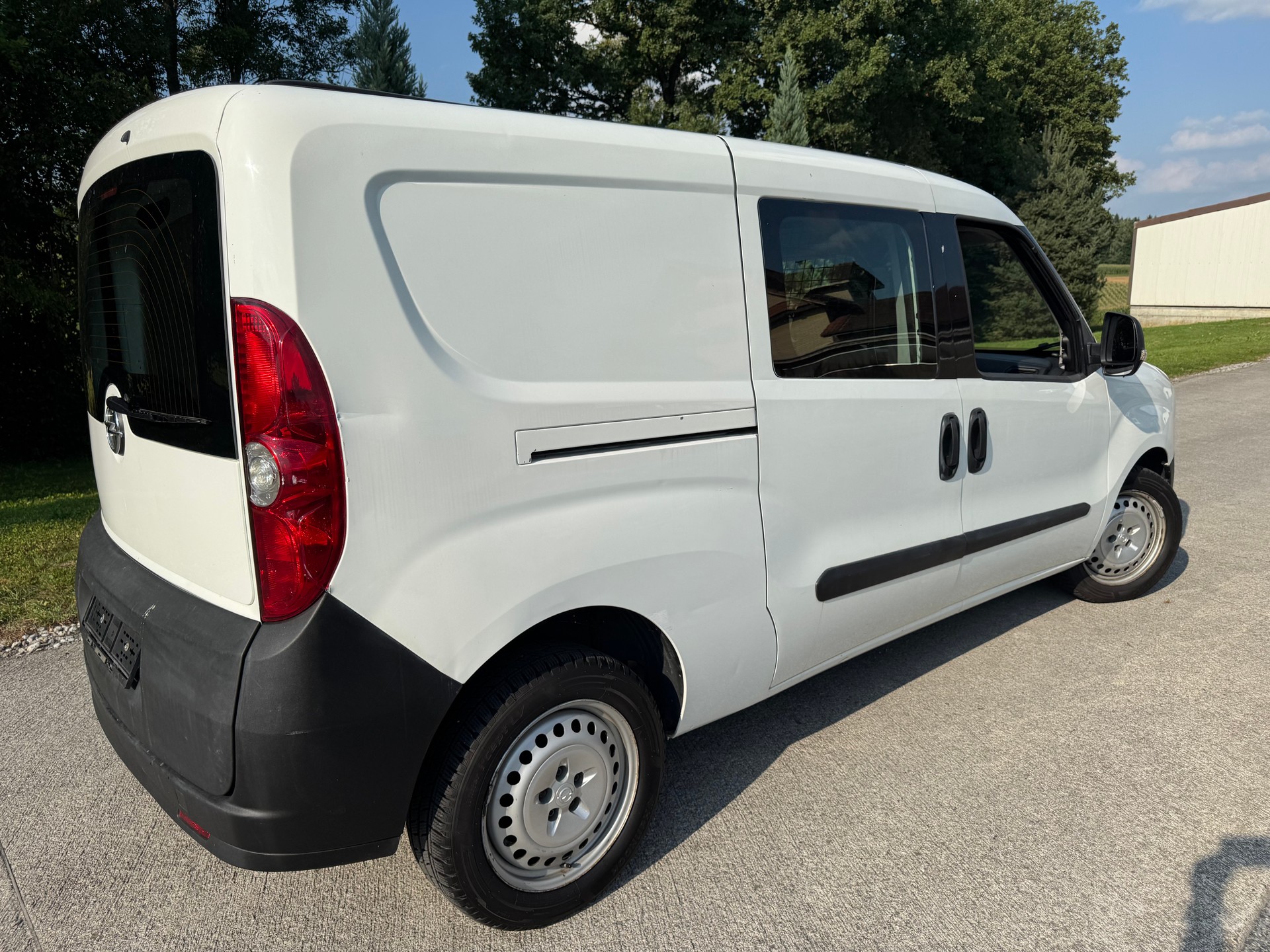 OPEL Combo 1.4 CNG Turbo ecoFLEX 2.4 L1H2-image-2