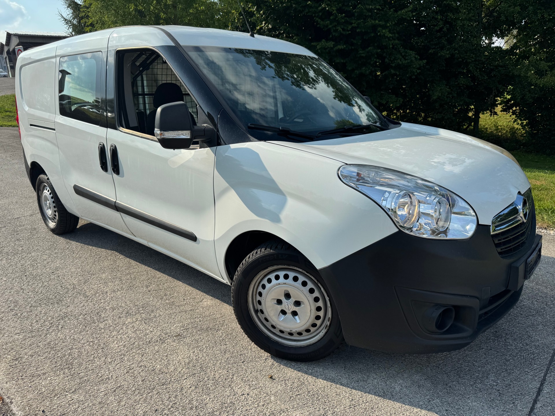 OPEL Combo 1.4 CNG Turbo ecoFLEX 2.4 L1H2-image-1