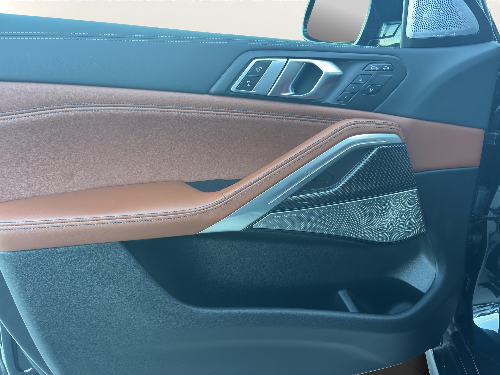 BMW X6 xDr48V M60i M SportPro-image-17