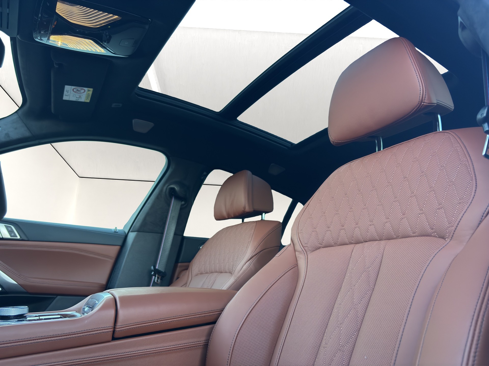 BMW X6 xDr48V M60i M SportPro-image-16