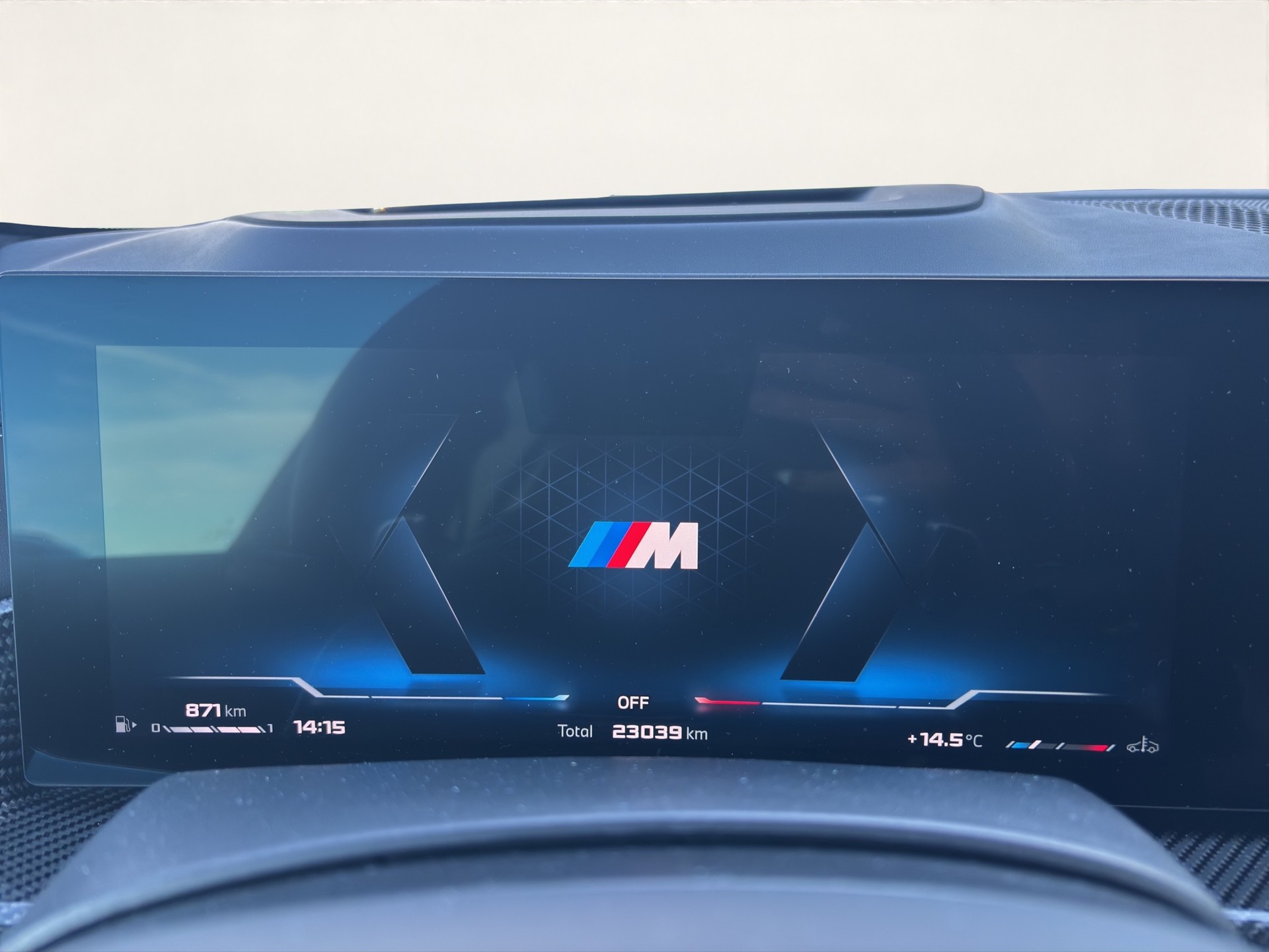 BMW X6 xDr48V M60i M SportPro-image-11