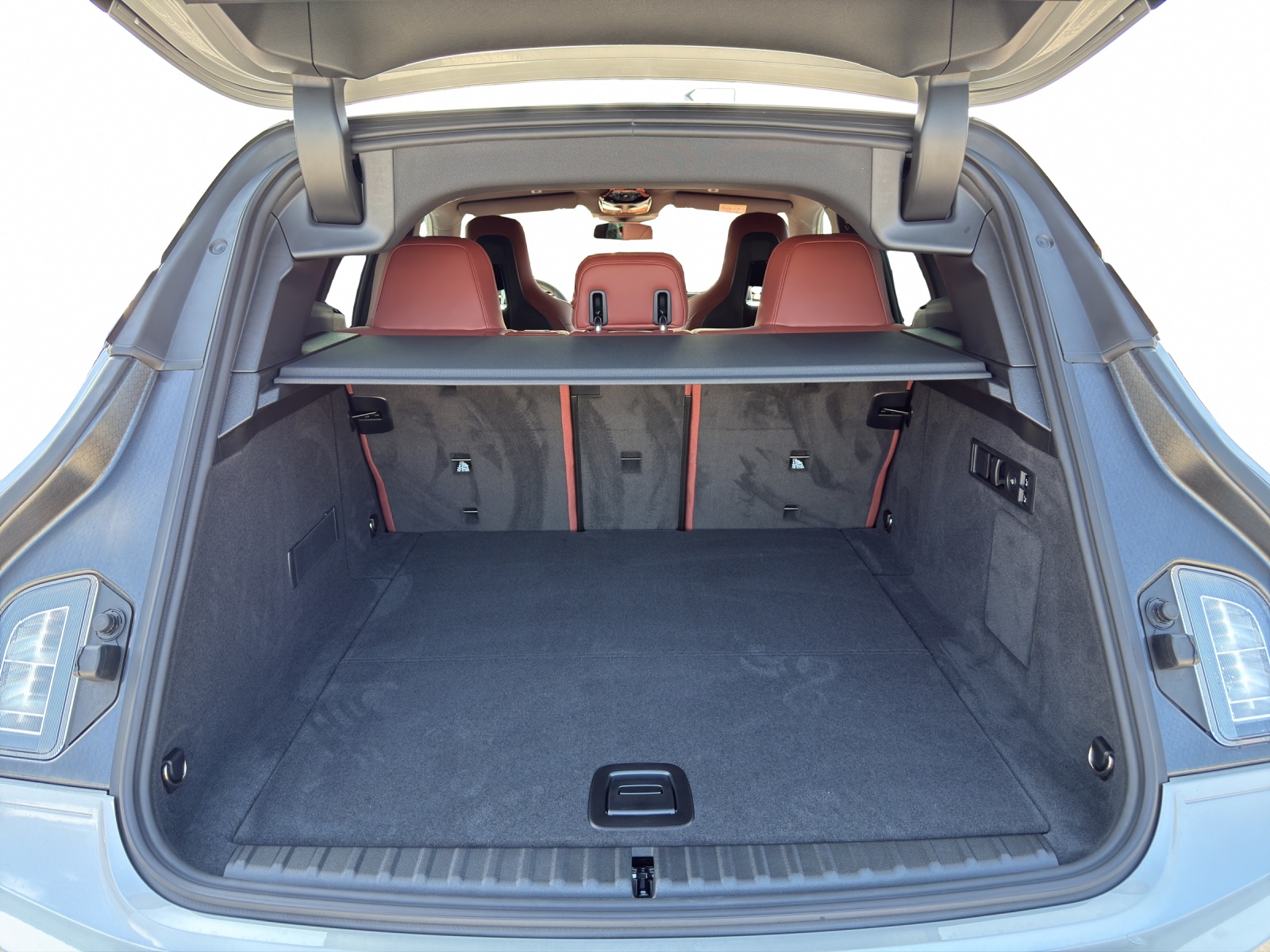 BMW iX xDrive45 M Sport Pro-image-17