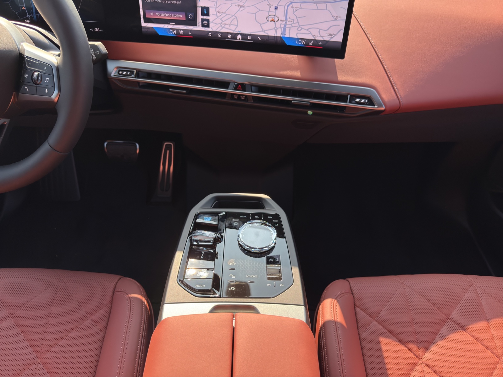 BMW iX xDrive45 M Sport Pro-image-12