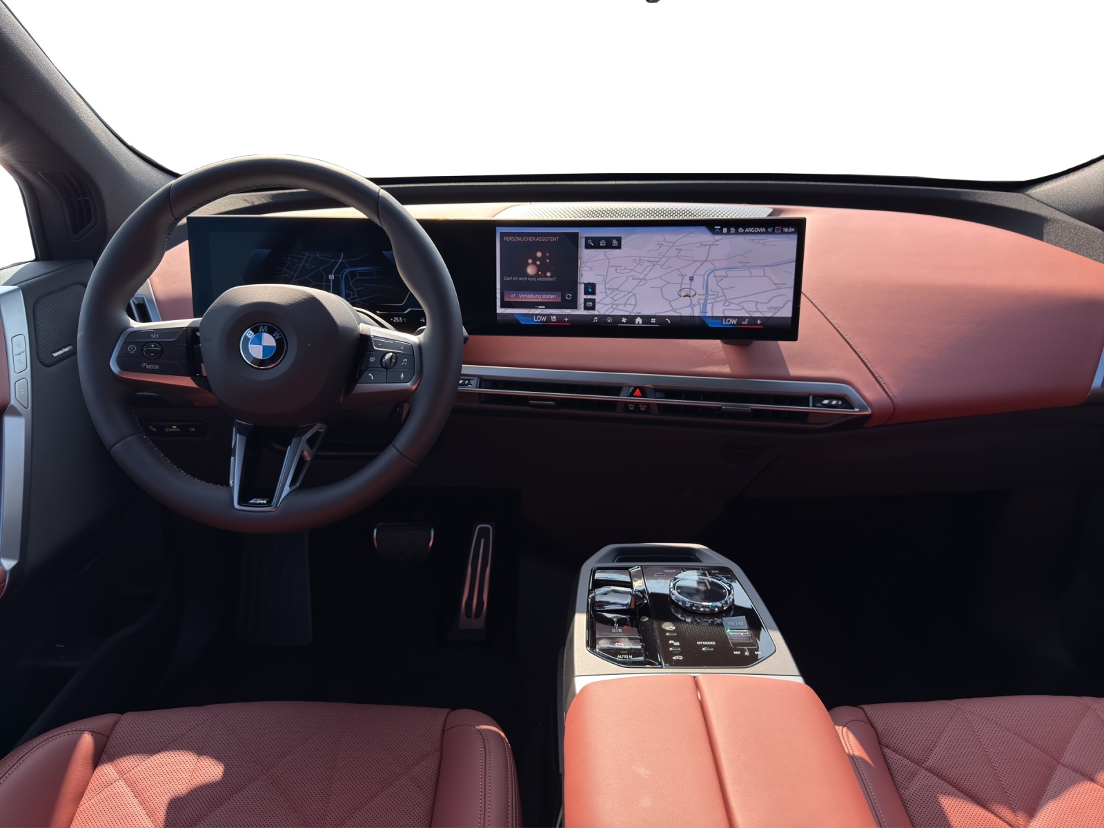 BMW iX xDrive45 M Sport Pro-image-11