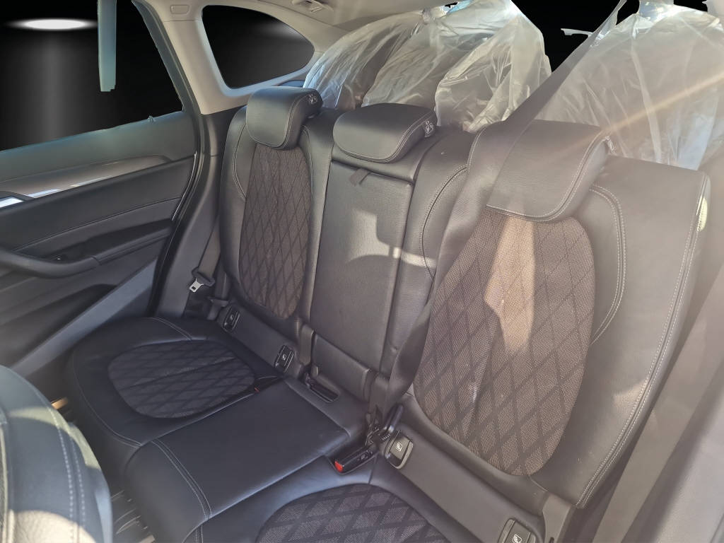 BMW X1 20d xDrive-image-9