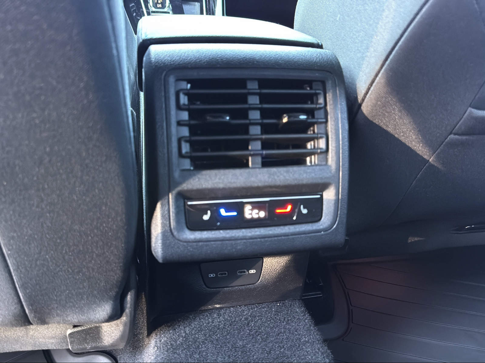 VW Golf 1.4 TSI PHEV GTE-image-9