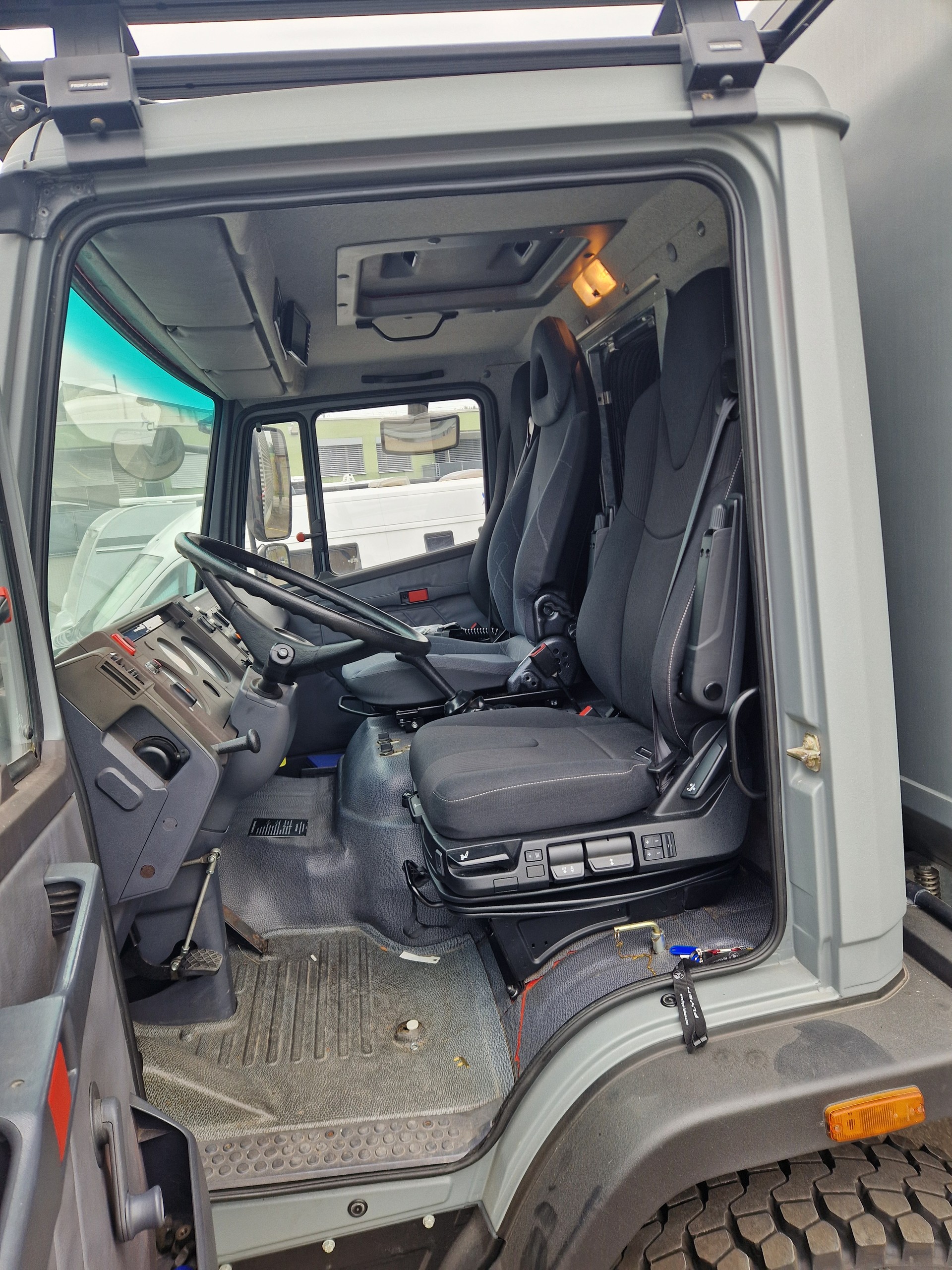 MERCEDES-BENZ 1224 A 4x4-image-13